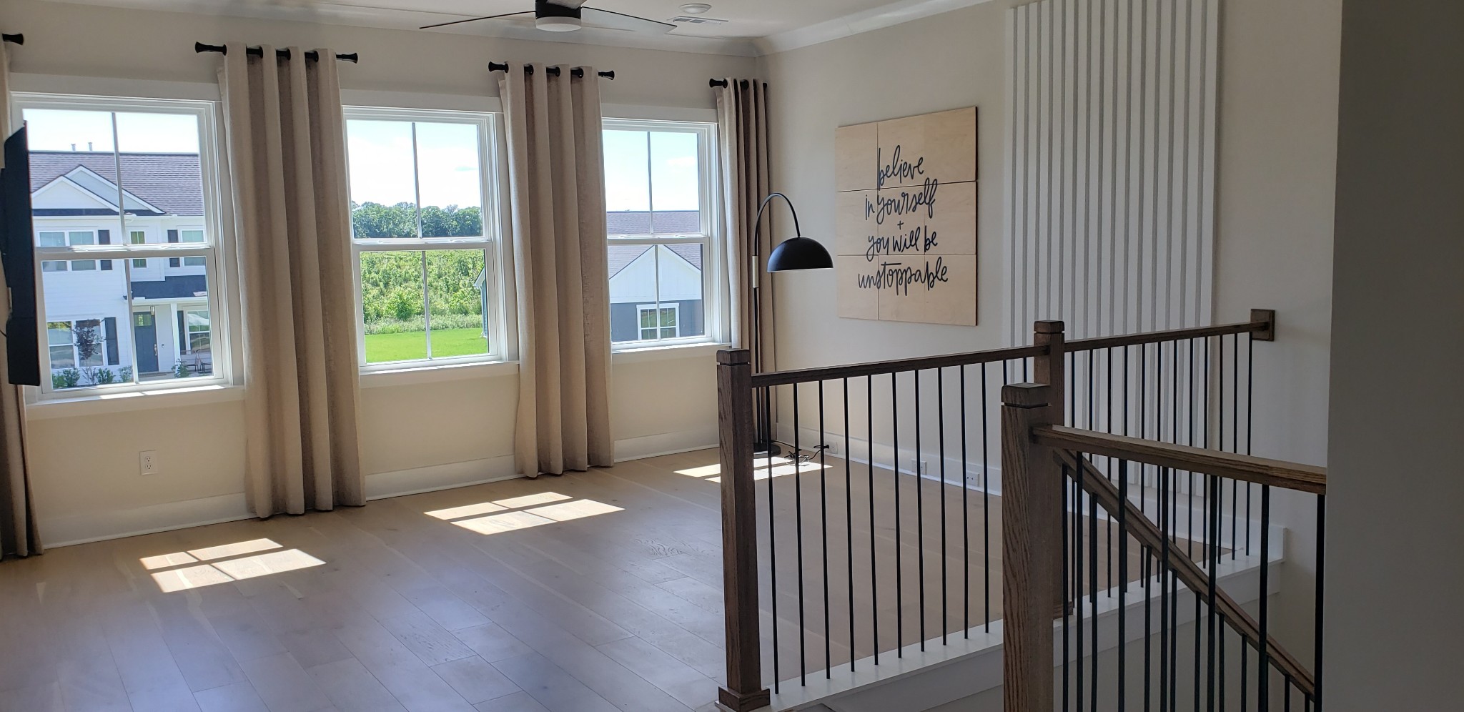 7293 Fiddlers Glen Dr