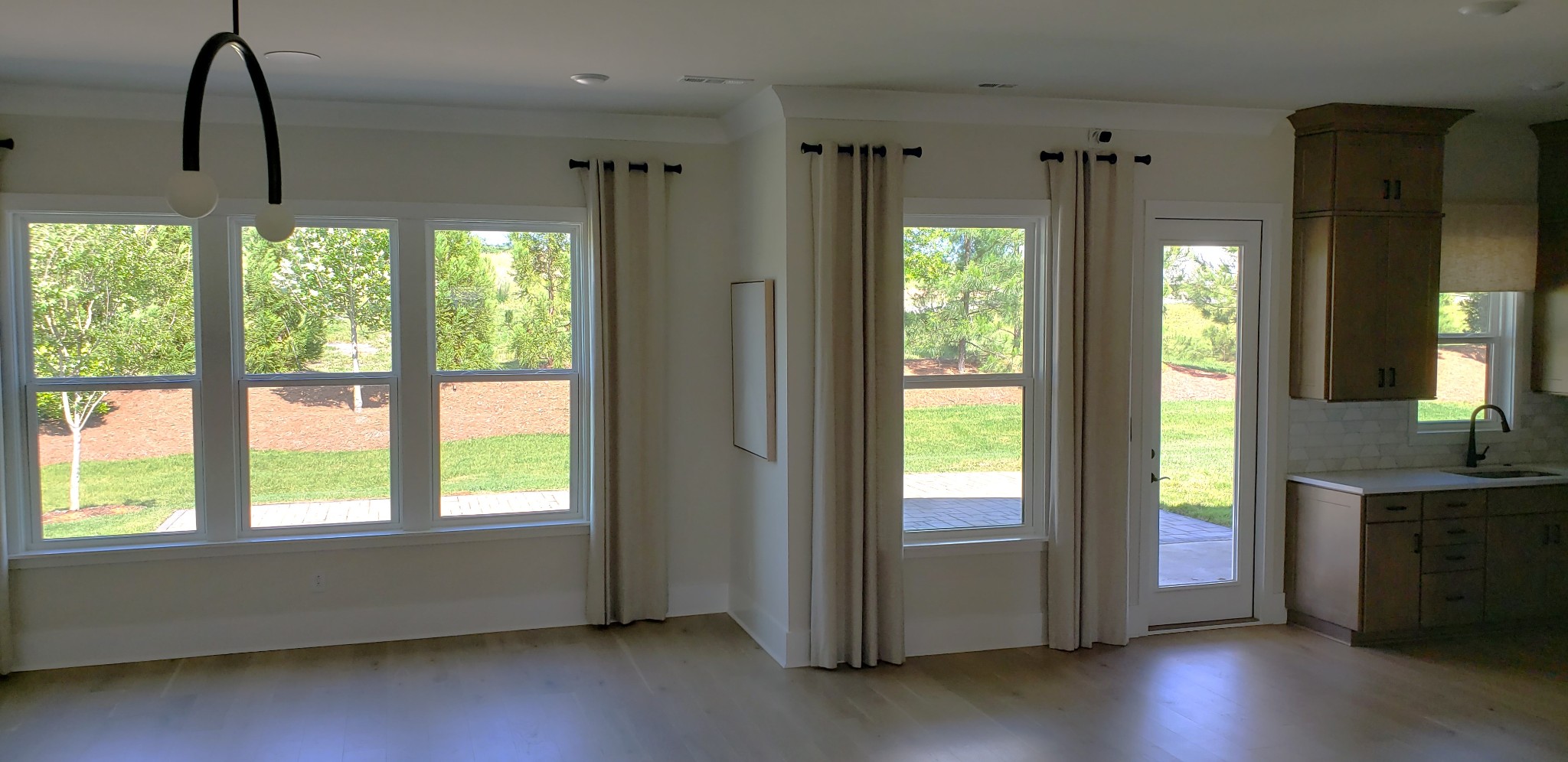 7293 Fiddlers Glen Dr