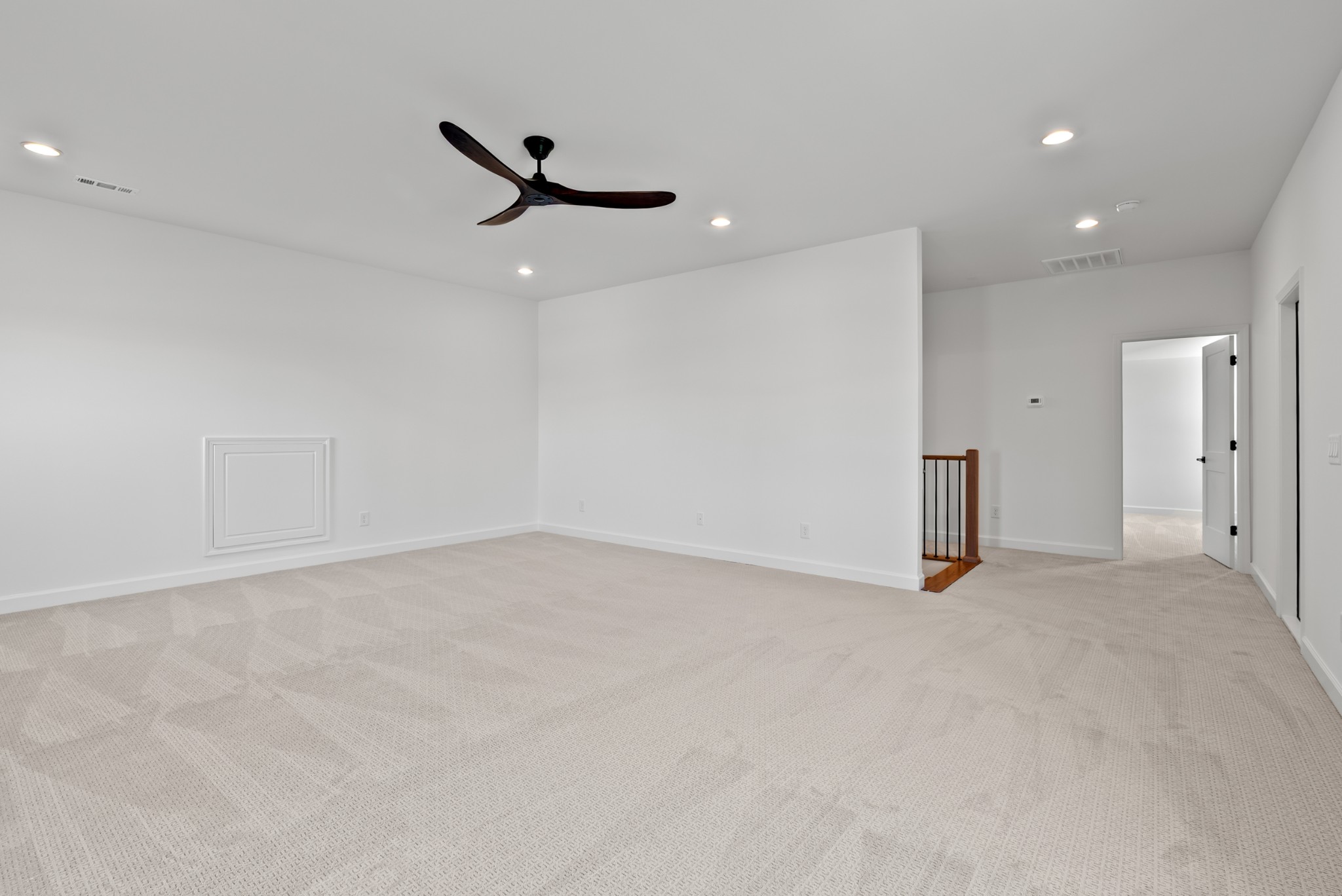 9902 Amarosa Court