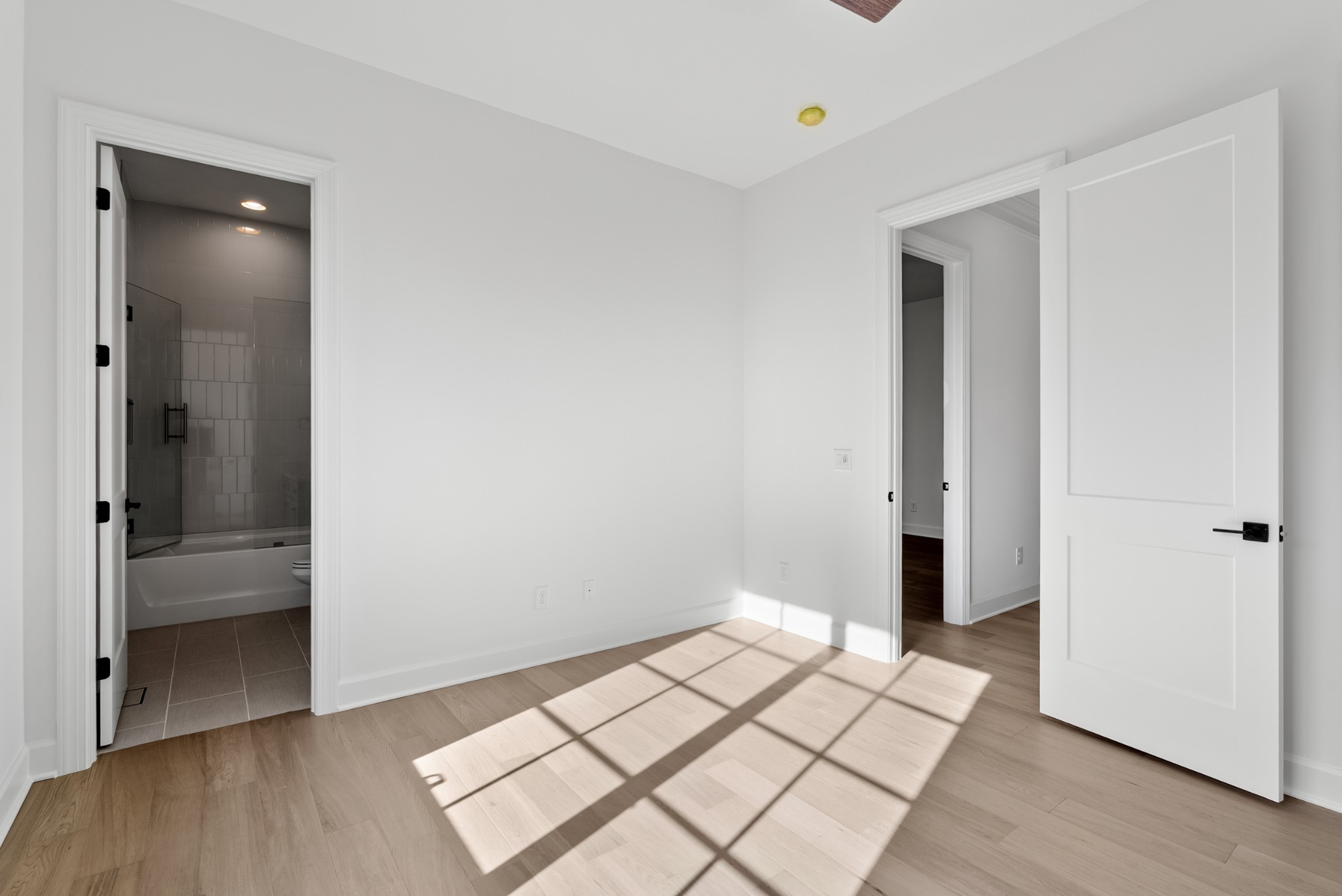 9902 Amarosa Court