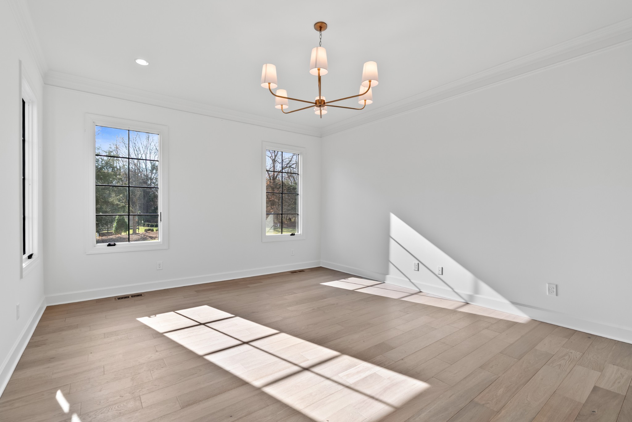 9902 Amarosa Court