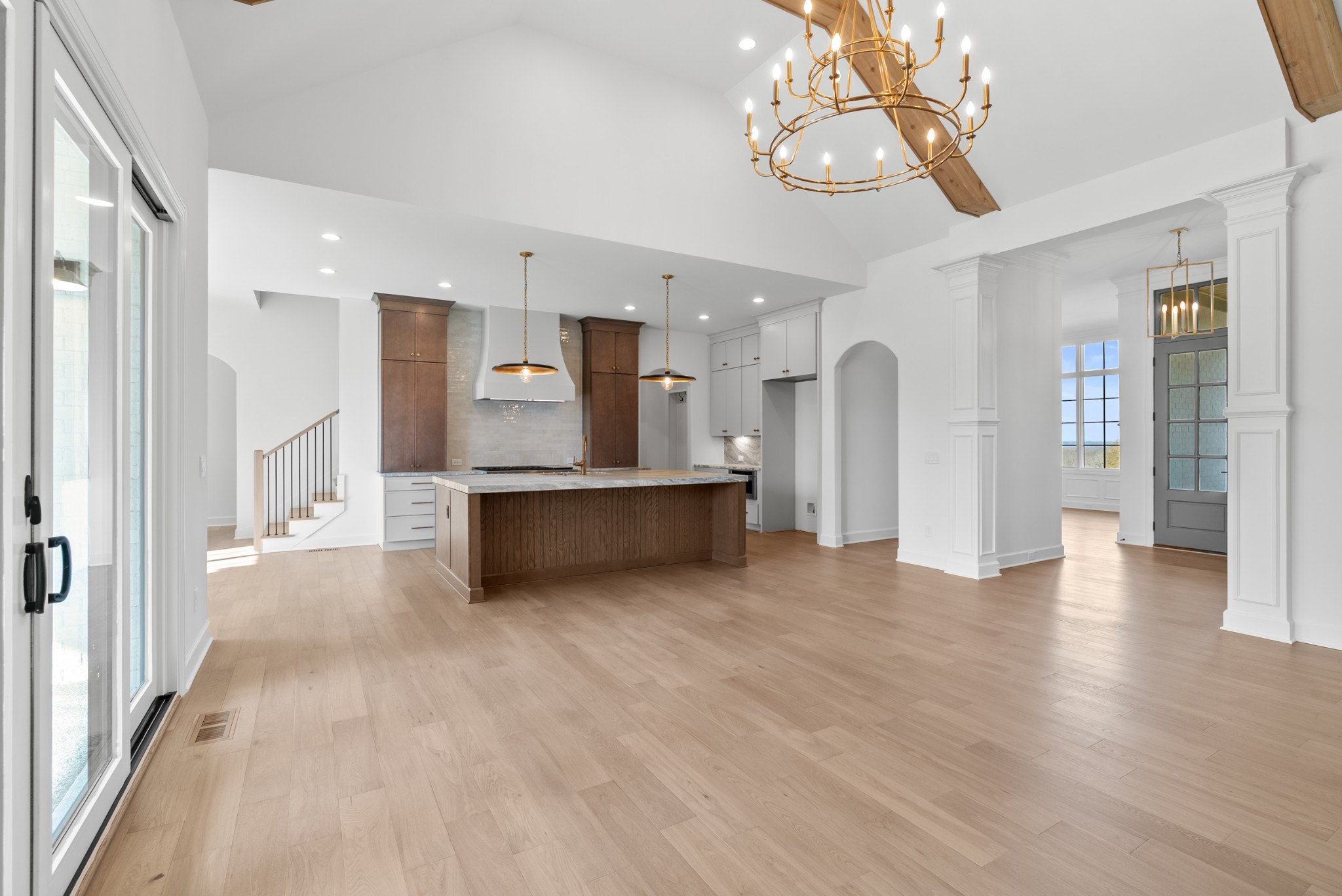 9902 Amarosa Court