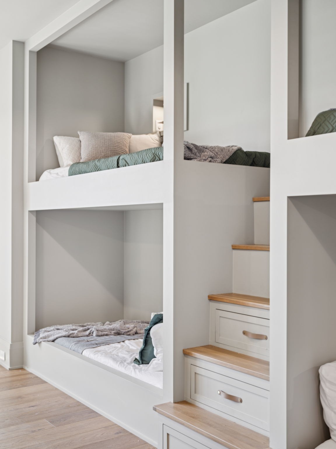 8101 Turning Point Dr