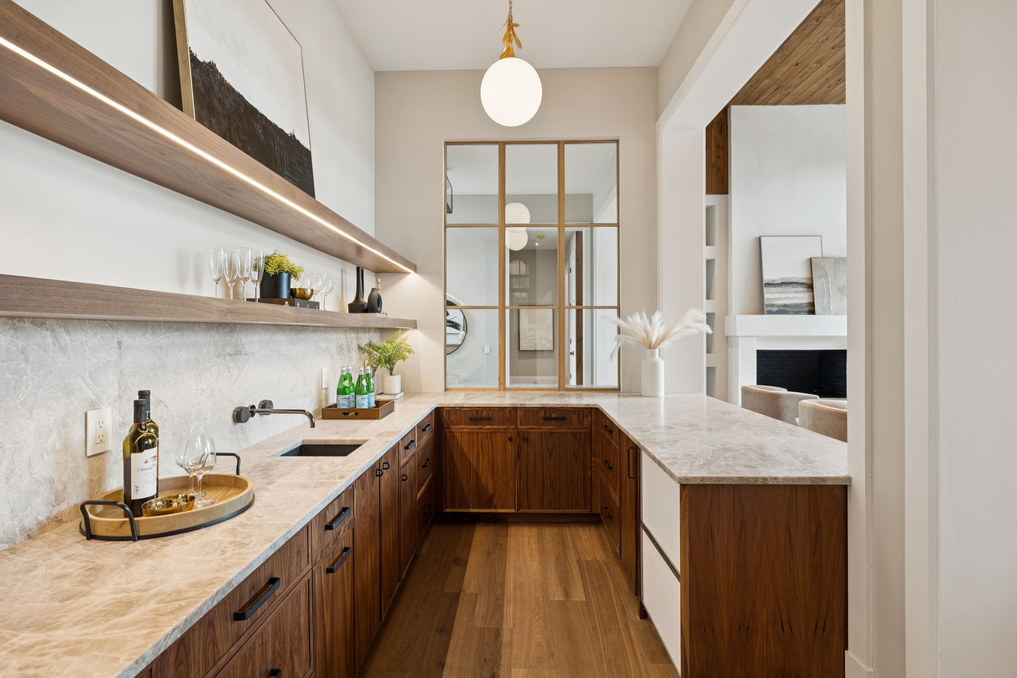 8101 Turning Point Dr