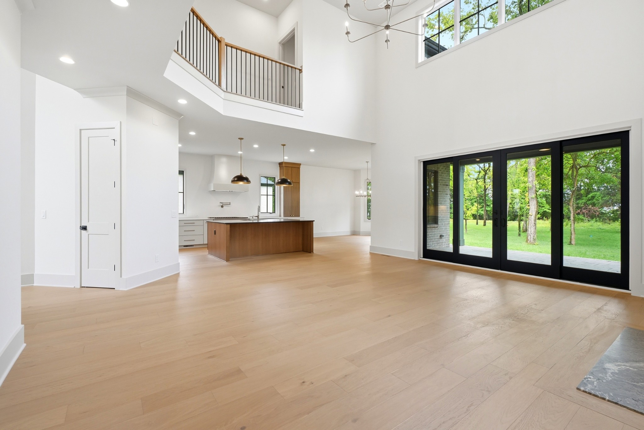 9908 Amarosa Ct