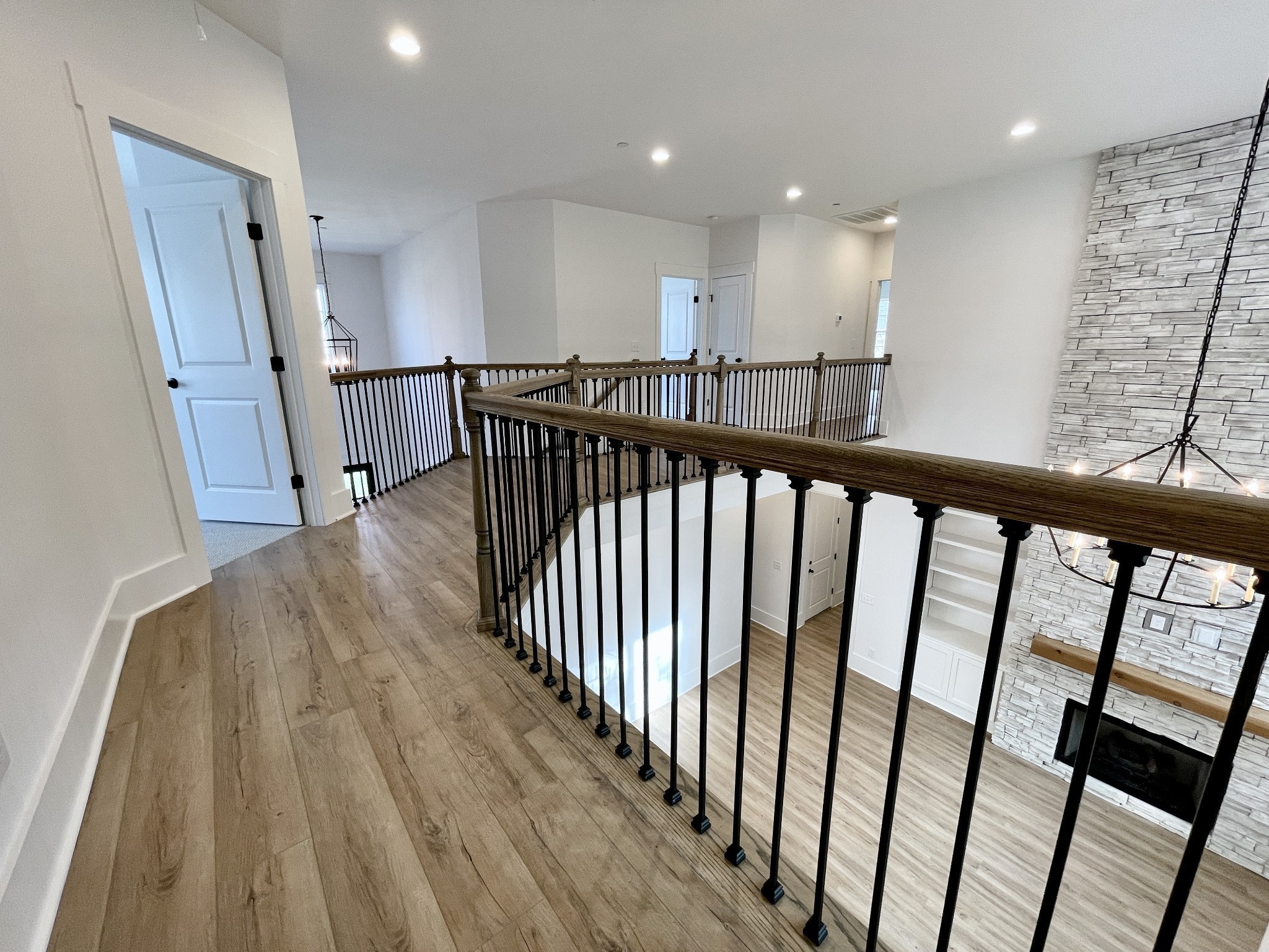 9908 Amarosa Ct