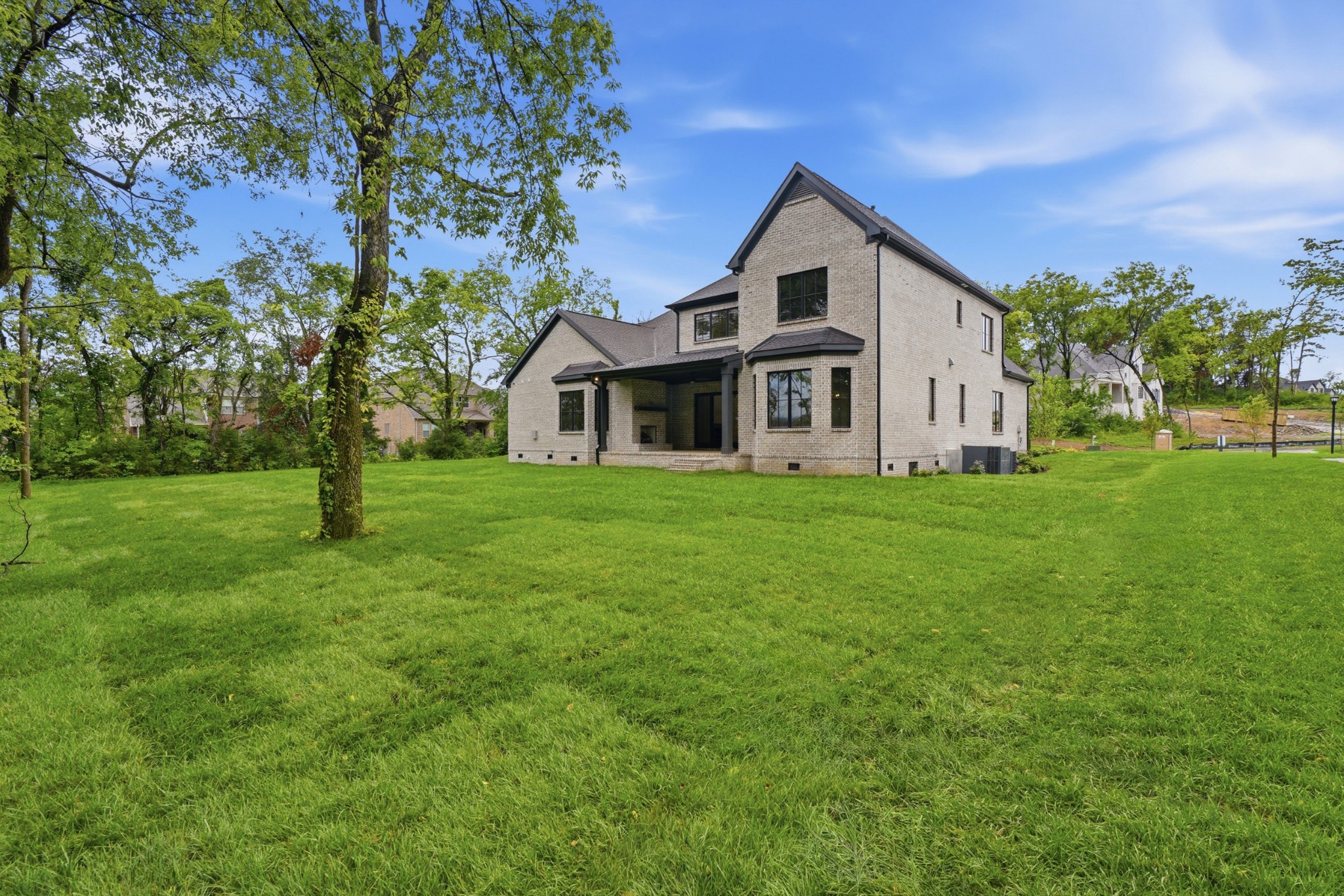 9908 Amarosa Ct