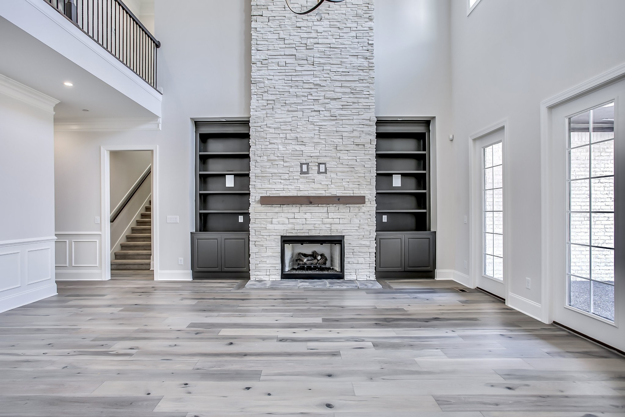 9908 Amarosa Ct