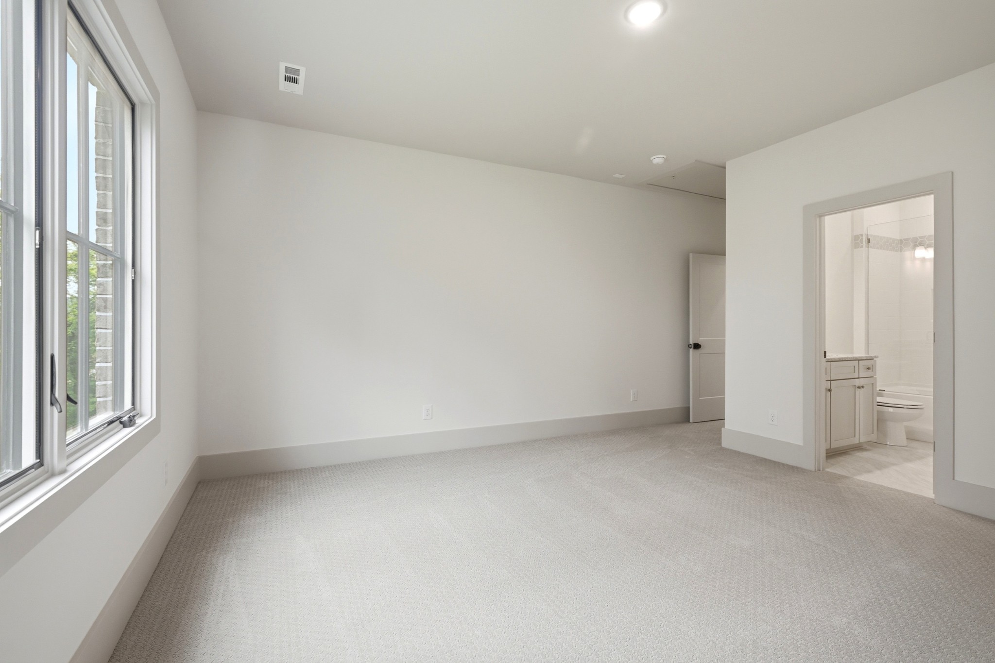 9908 Amarosa Ct