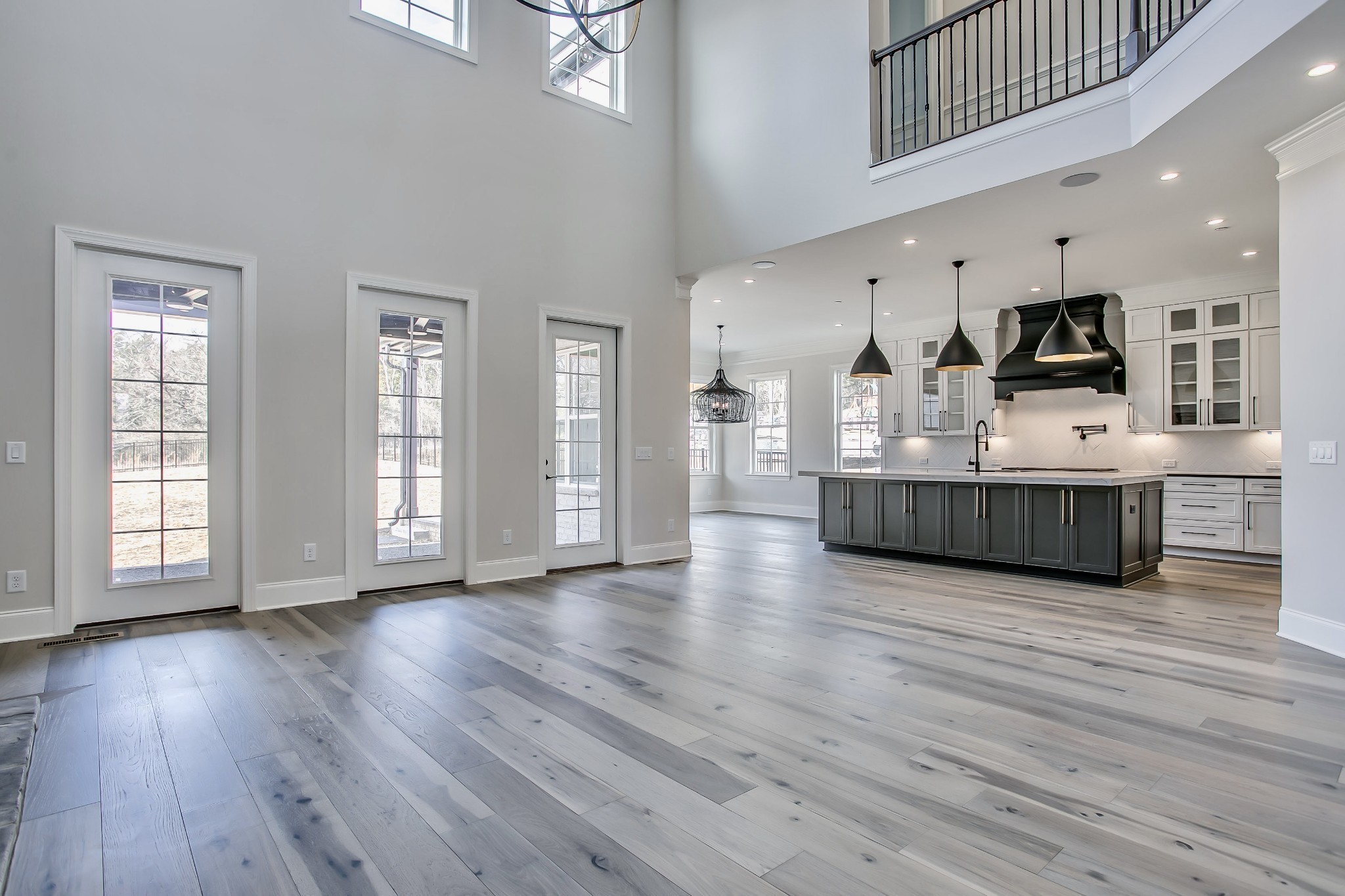 9908 Amarosa Ct