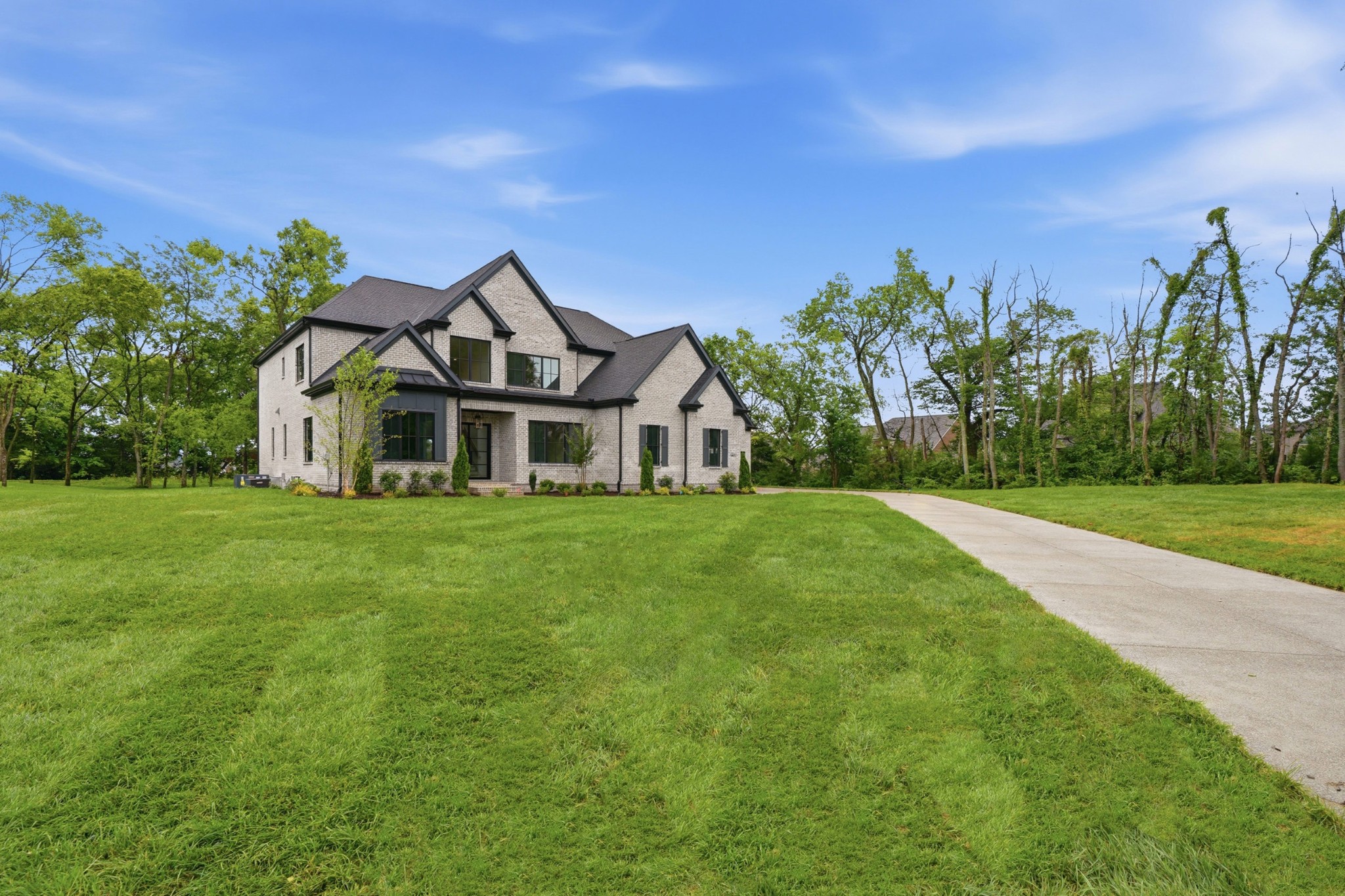 9908 Amarosa Ct