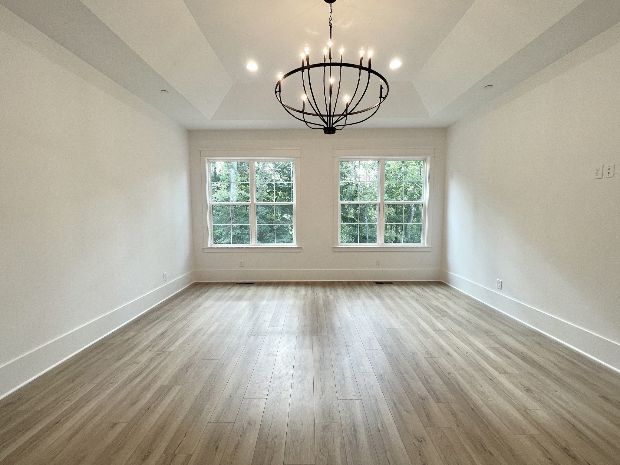 9908 Amarosa Ct