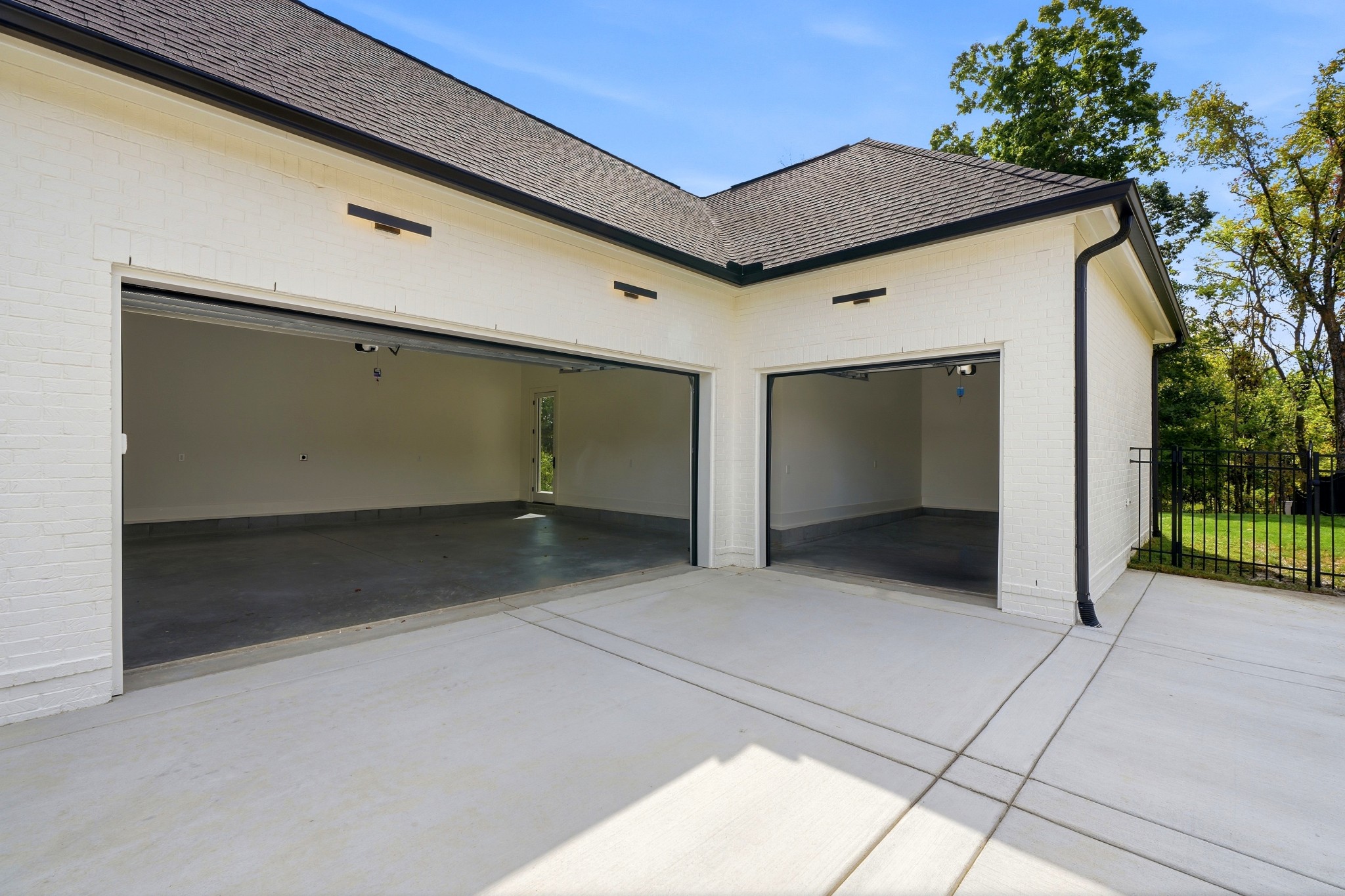 1690 Geralds Dr