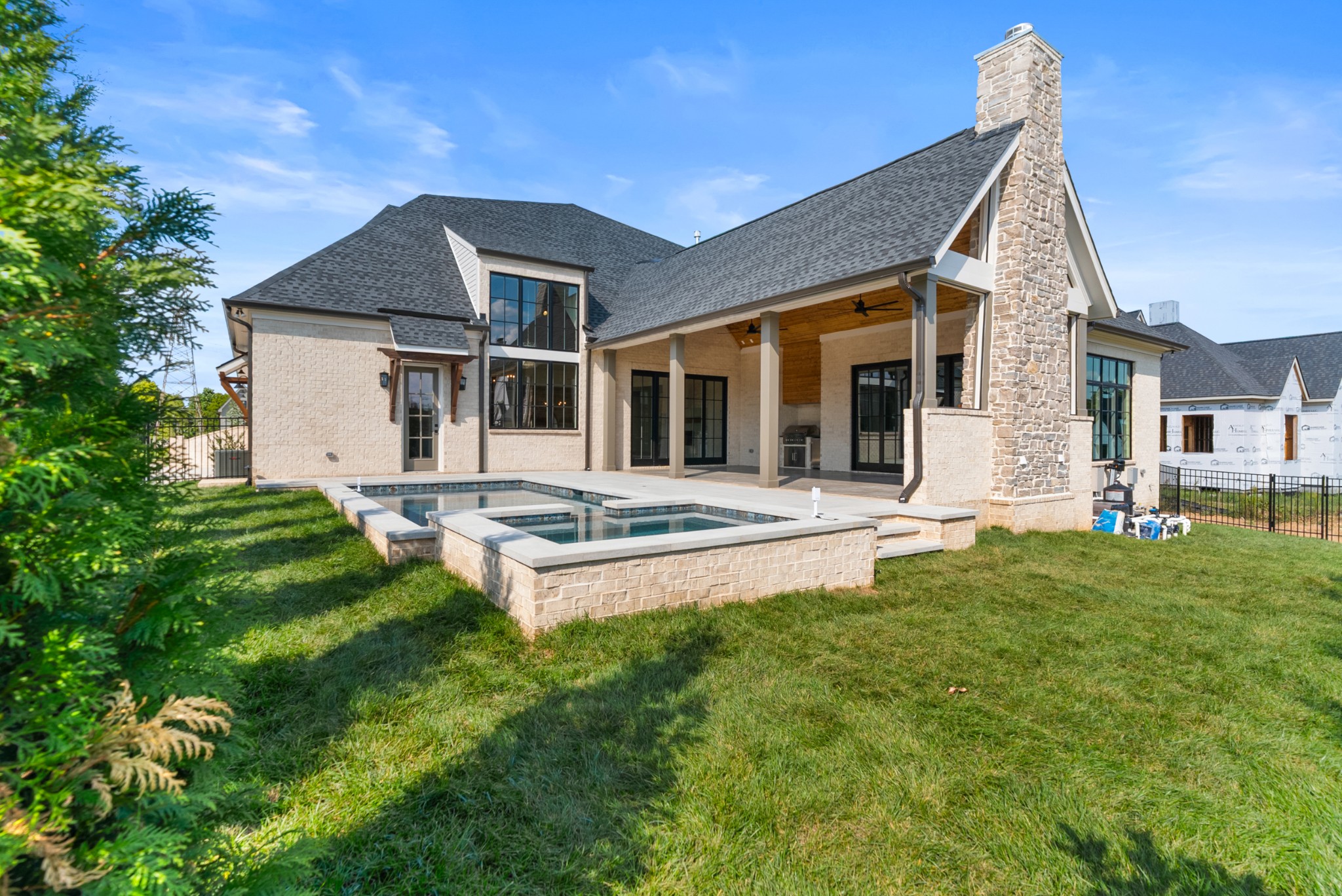 8105 Turning Point Dr