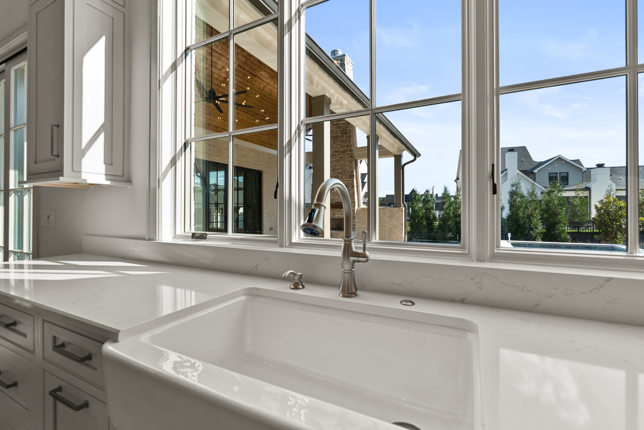 8105 Turning Point Dr