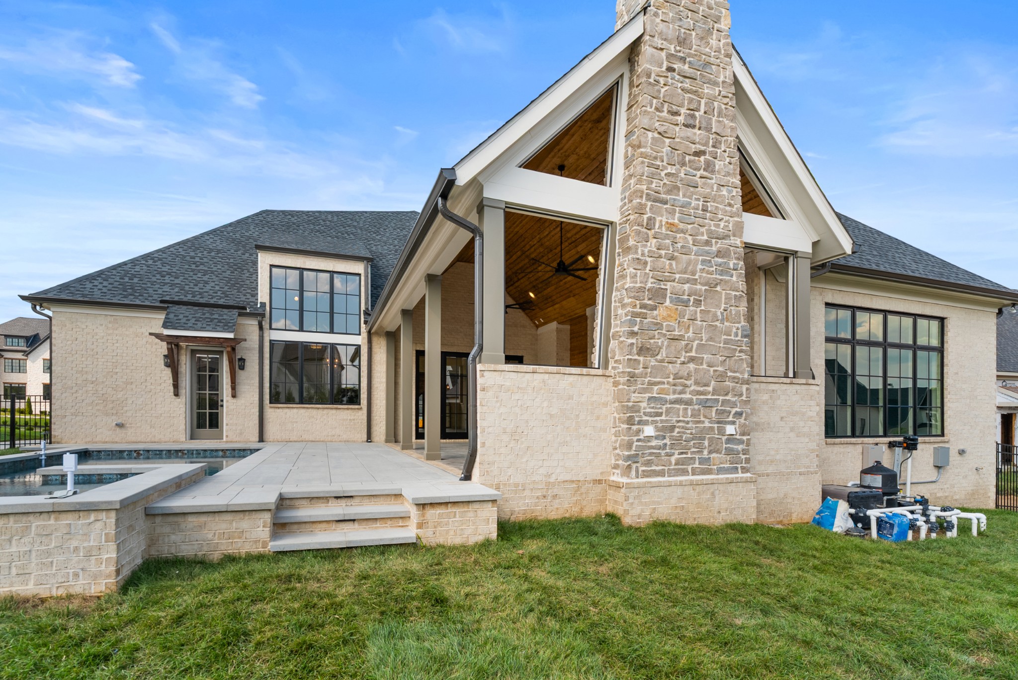 8105 Turning Point Dr