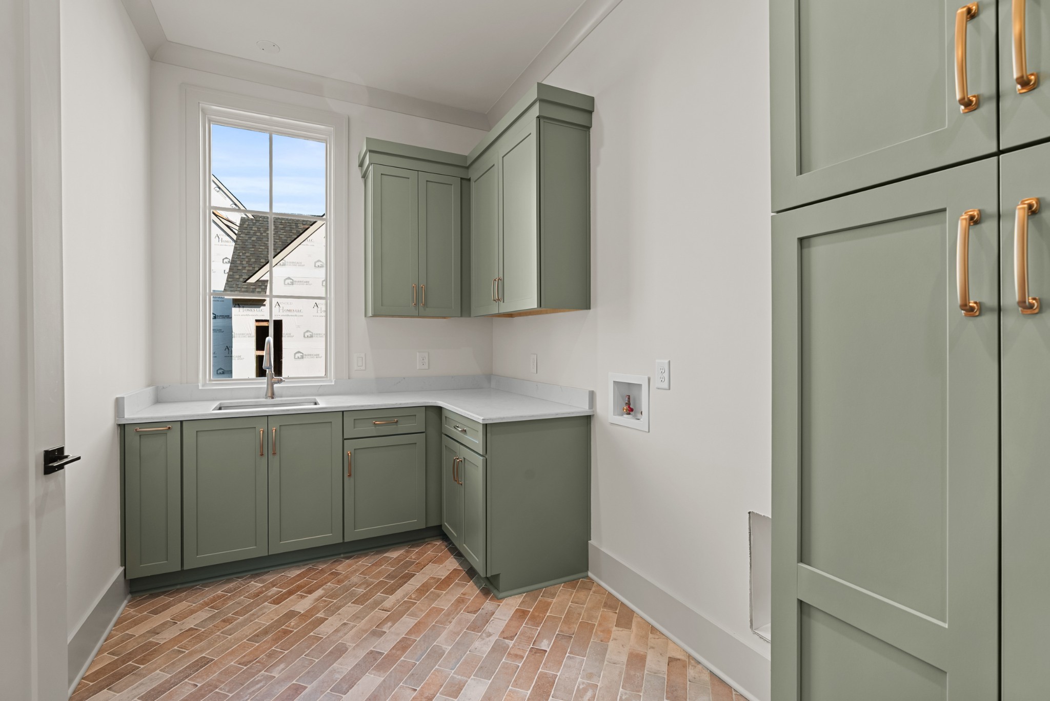 8105 Turning Point Dr