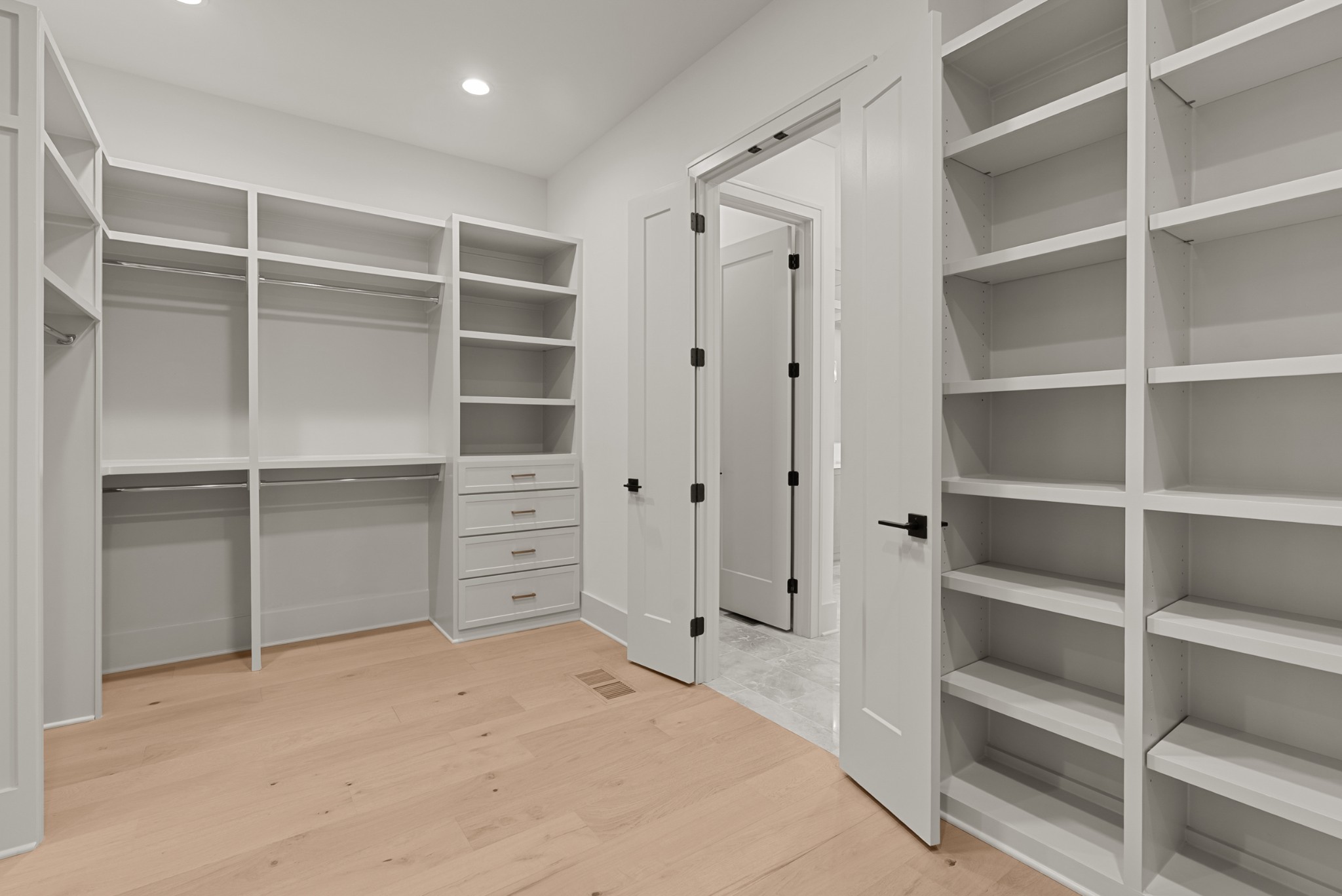 8105 Turning Point Dr