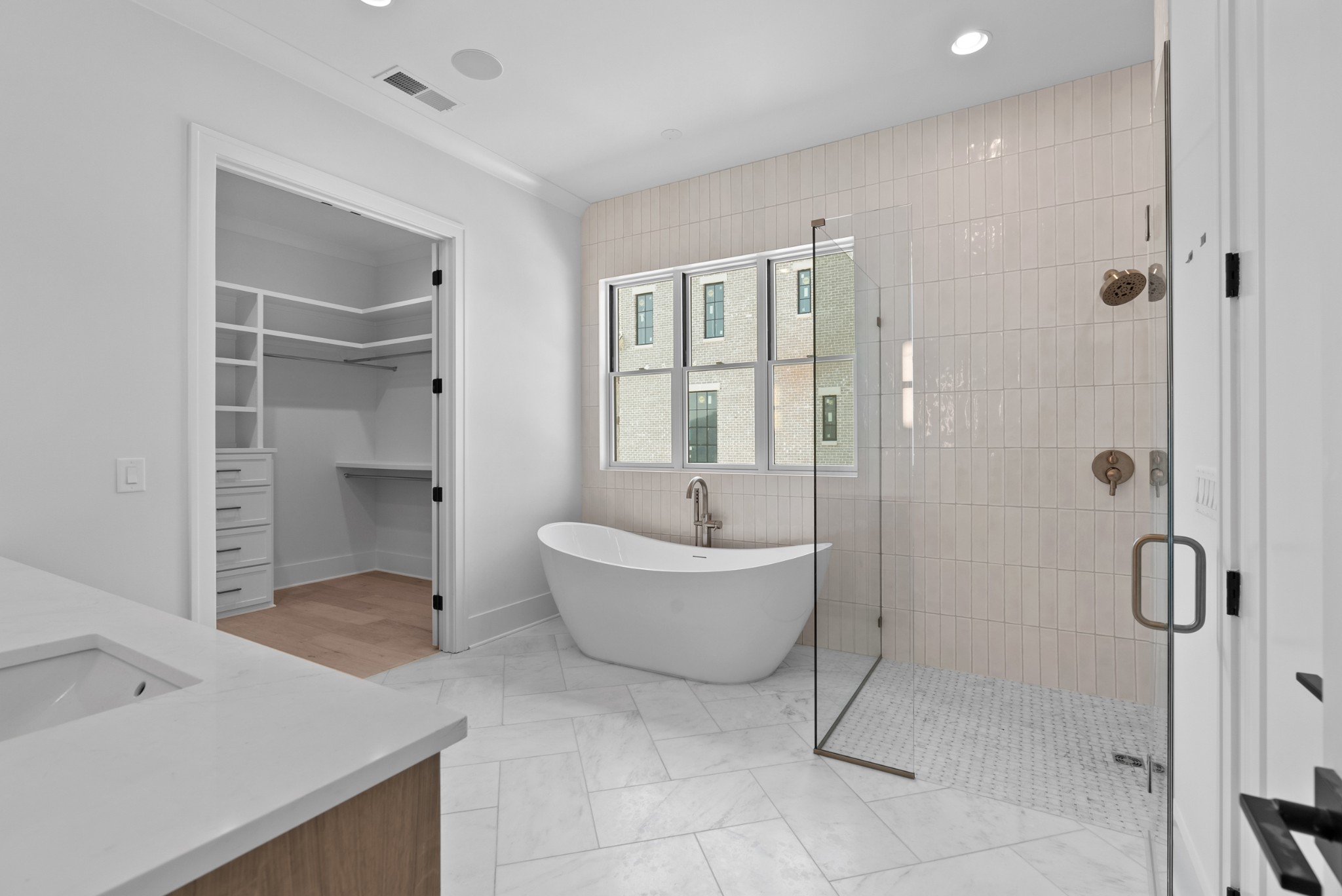 8123 Boiling Springs Pl