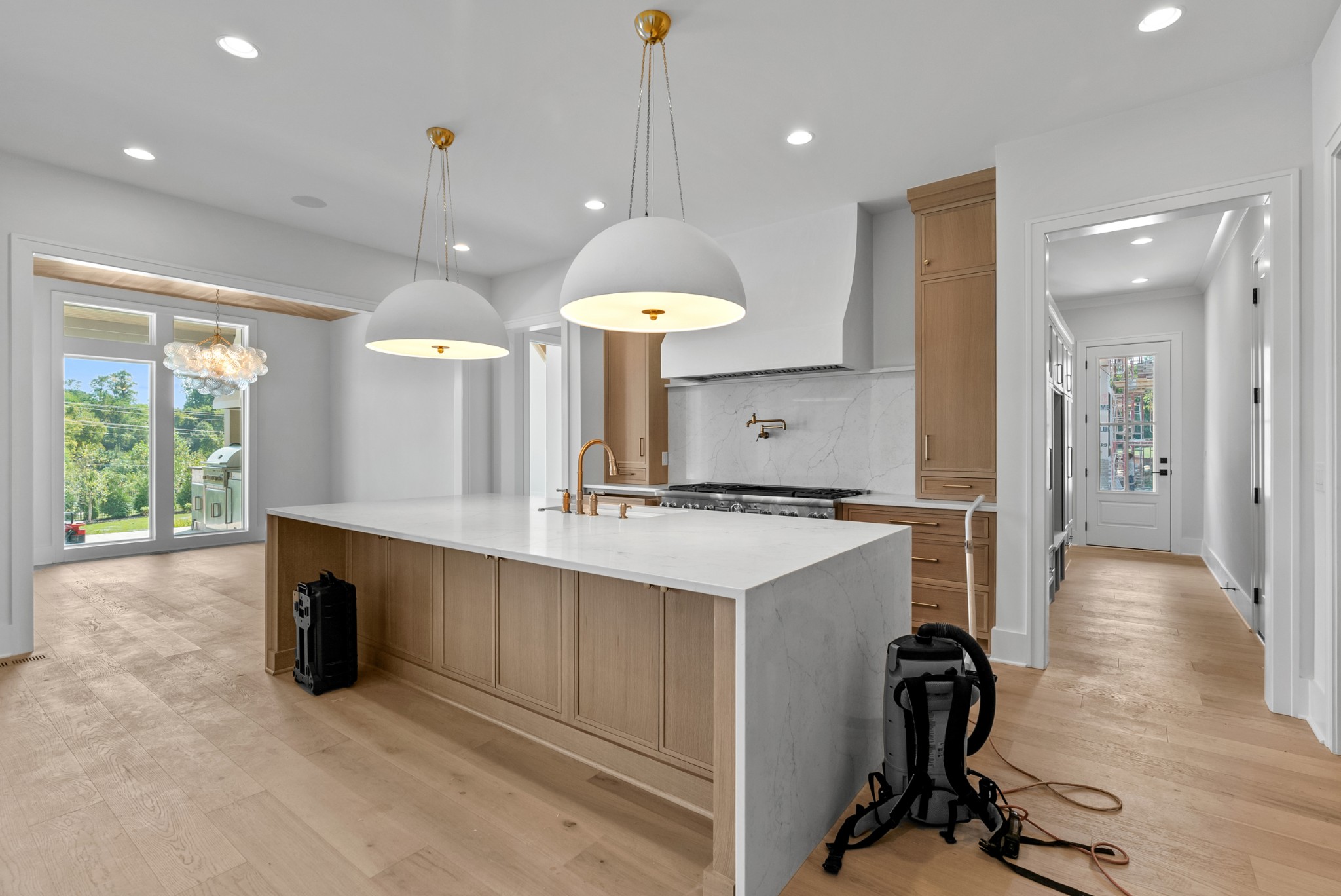 8123 Boiling Springs Pl