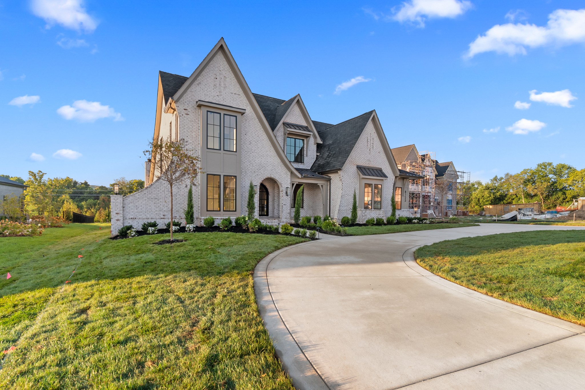 8123 Boiling Springs Pl