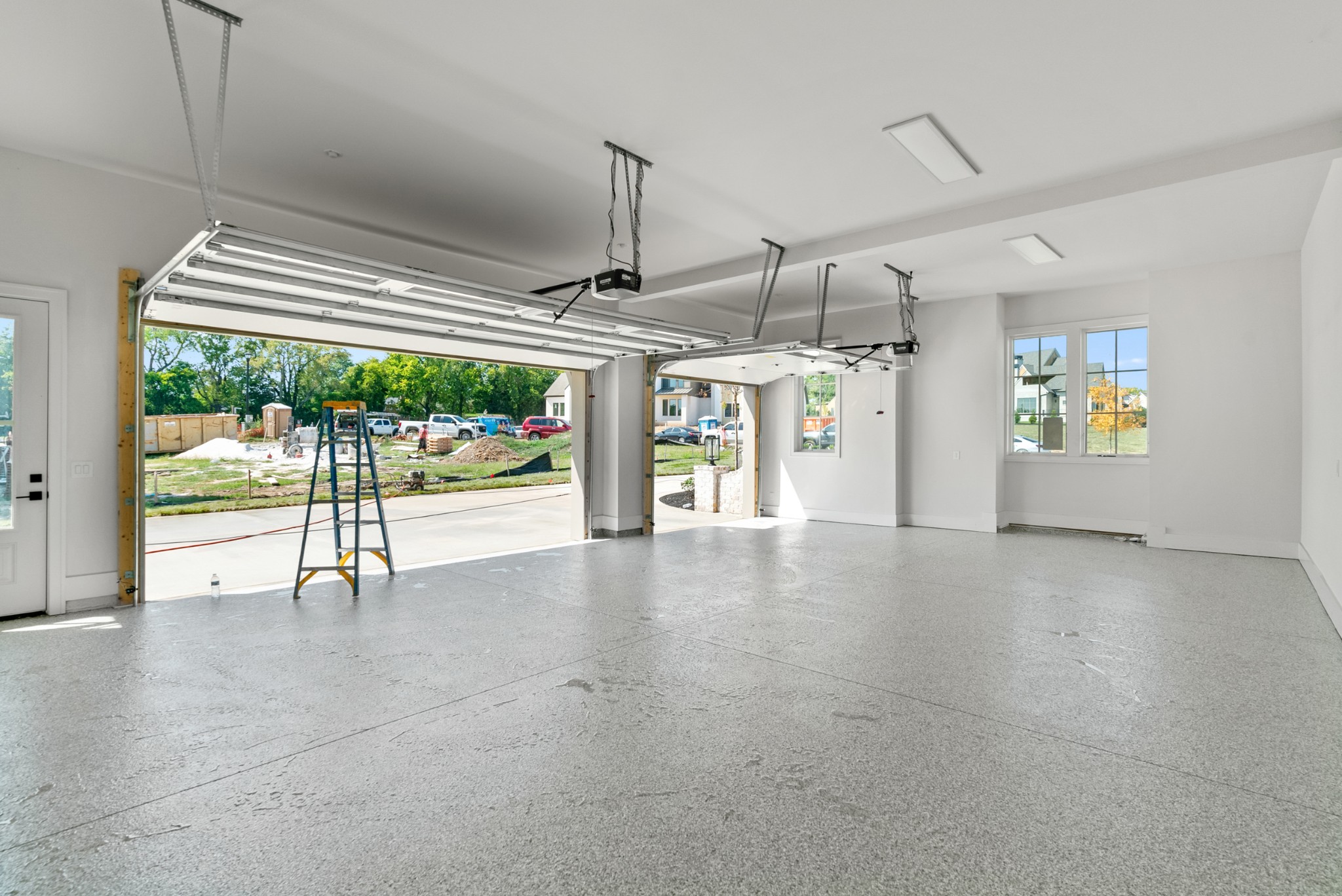 8123 Boiling Springs Pl