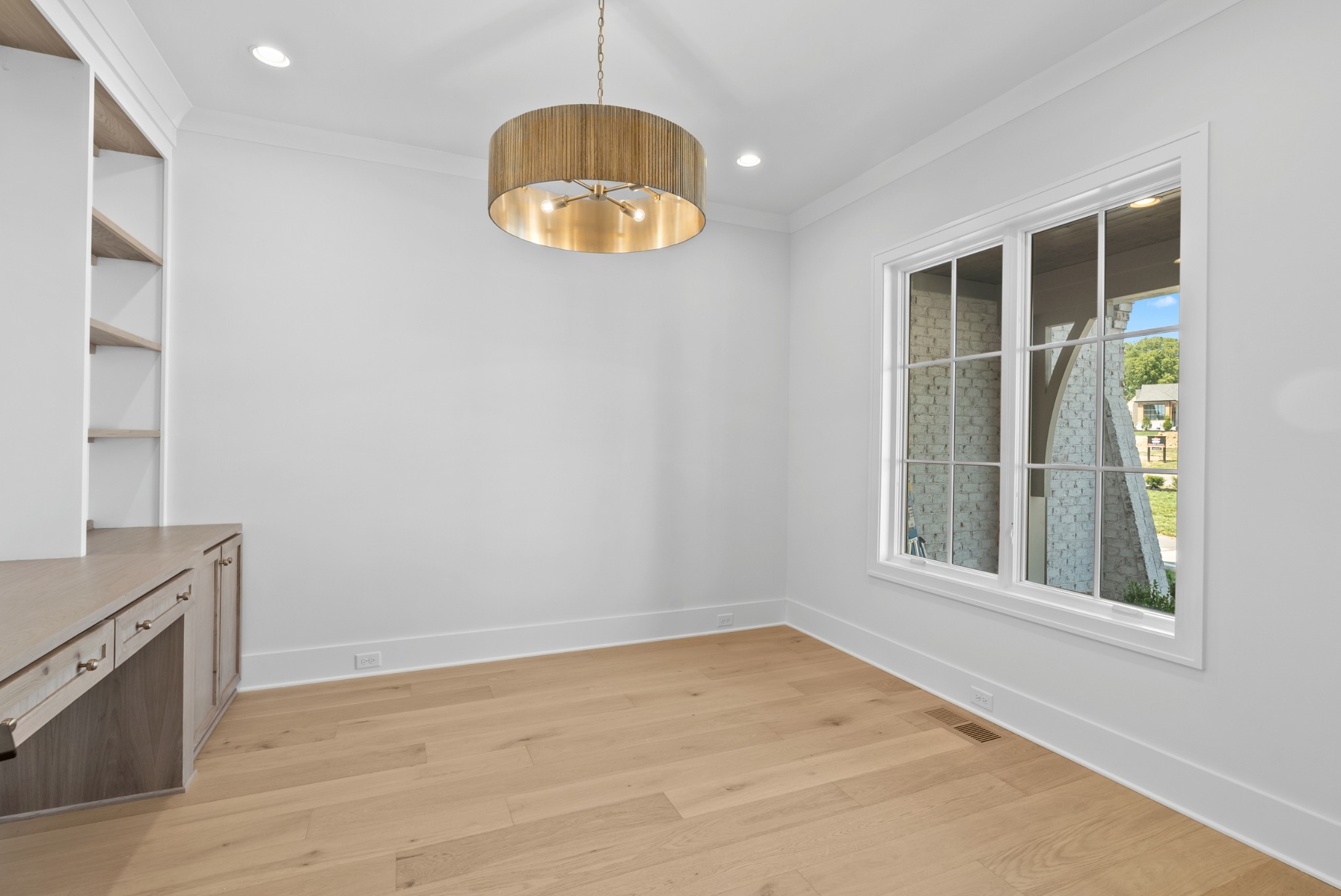 8123 Boiling Springs Pl