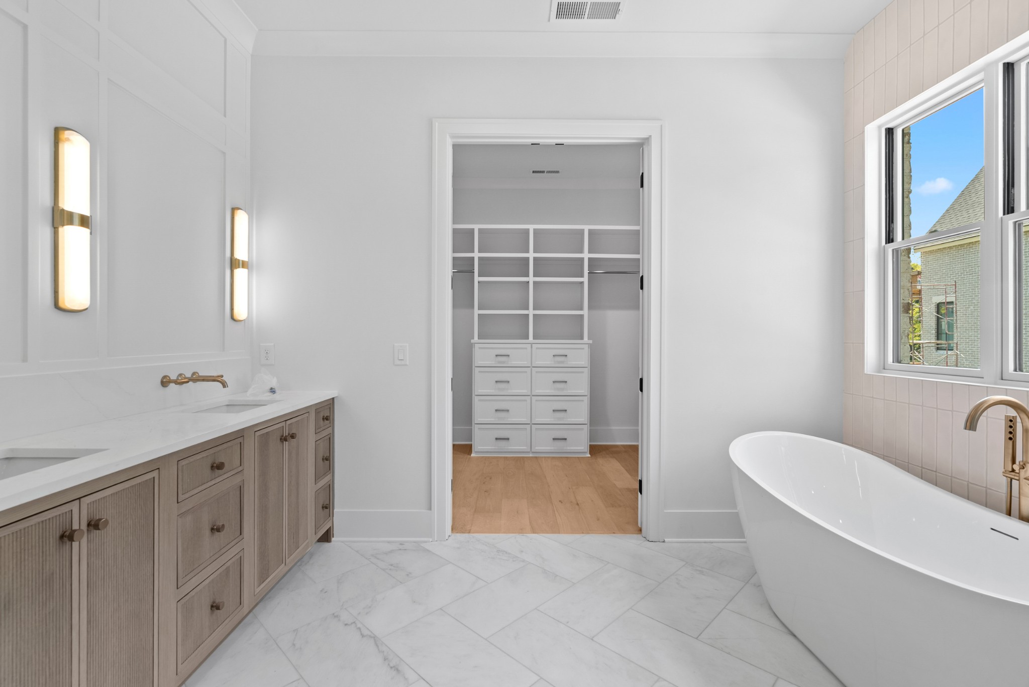 8123 Boiling Springs Pl