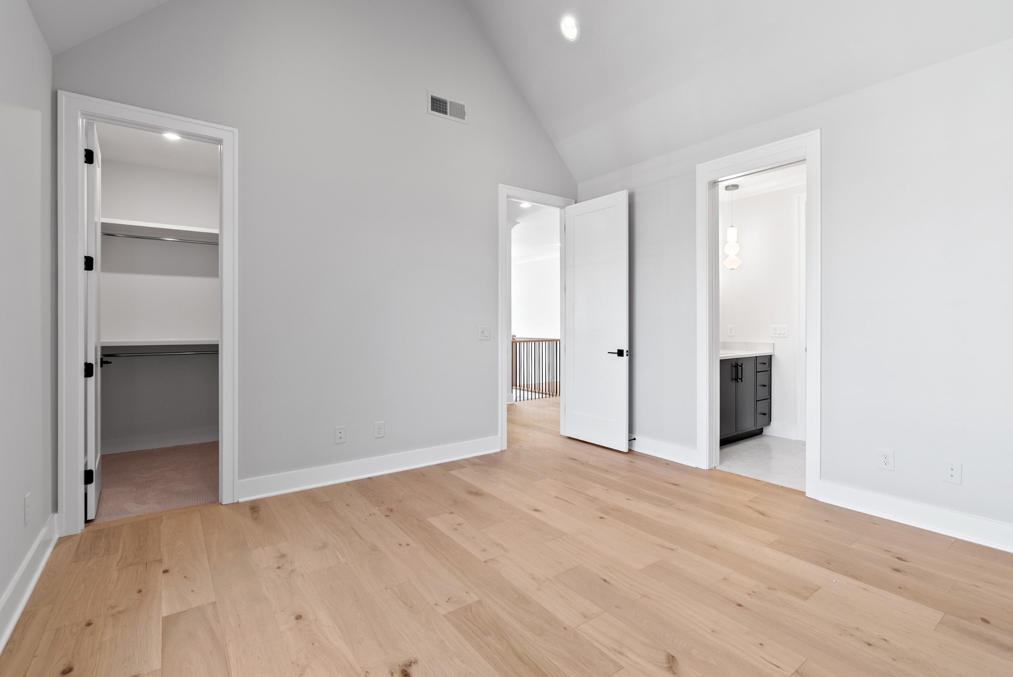 8123 Boiling Springs Pl