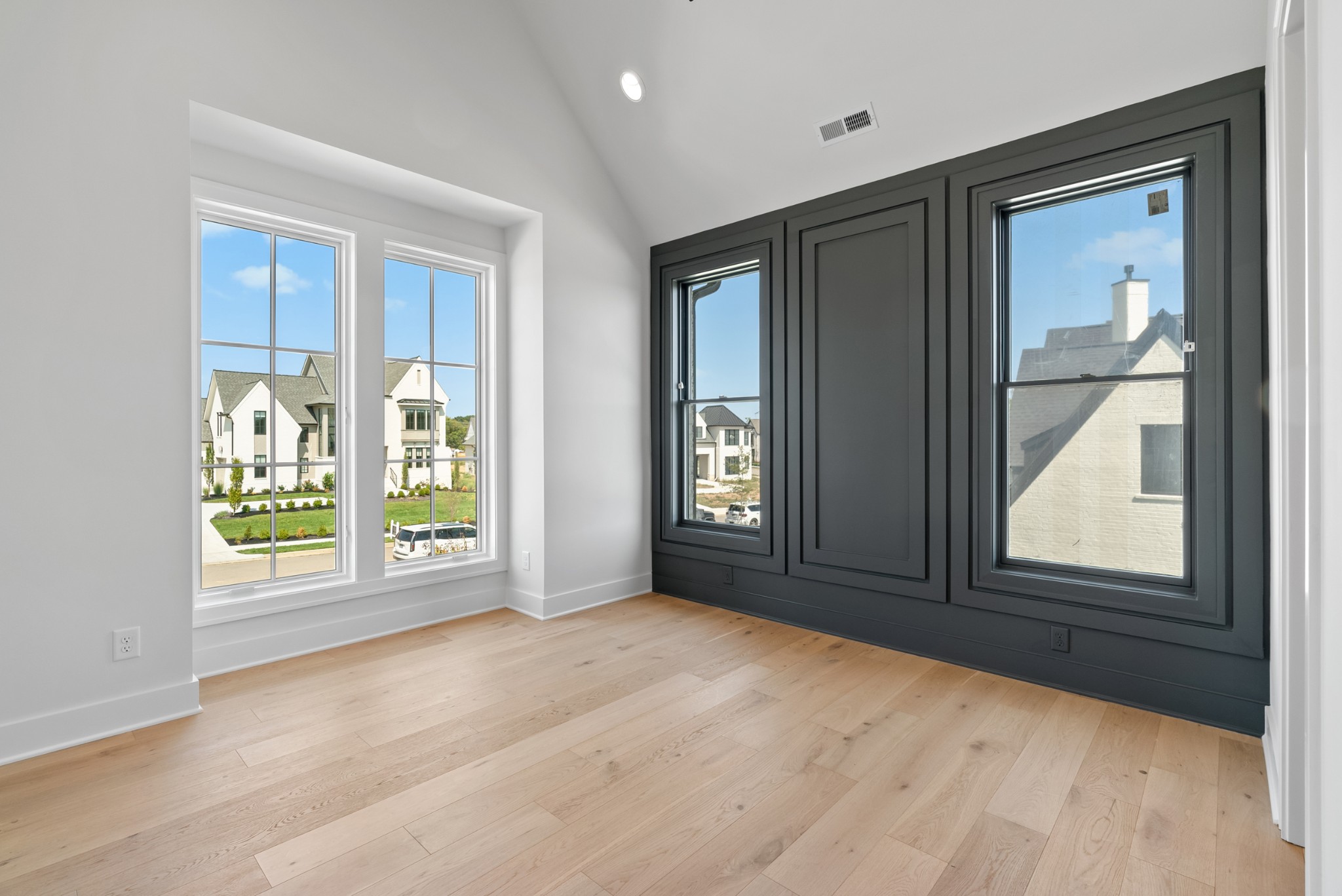 8123 Boiling Springs Pl