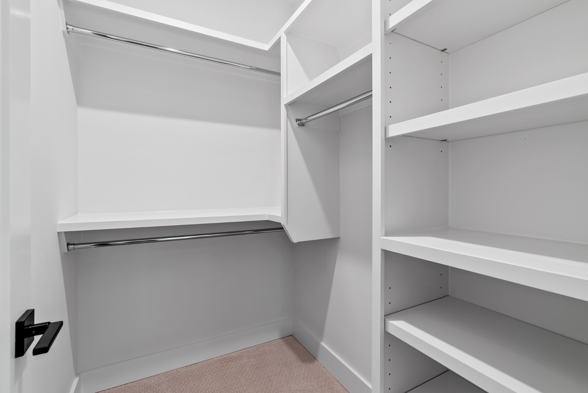 8123 Boiling Springs Pl