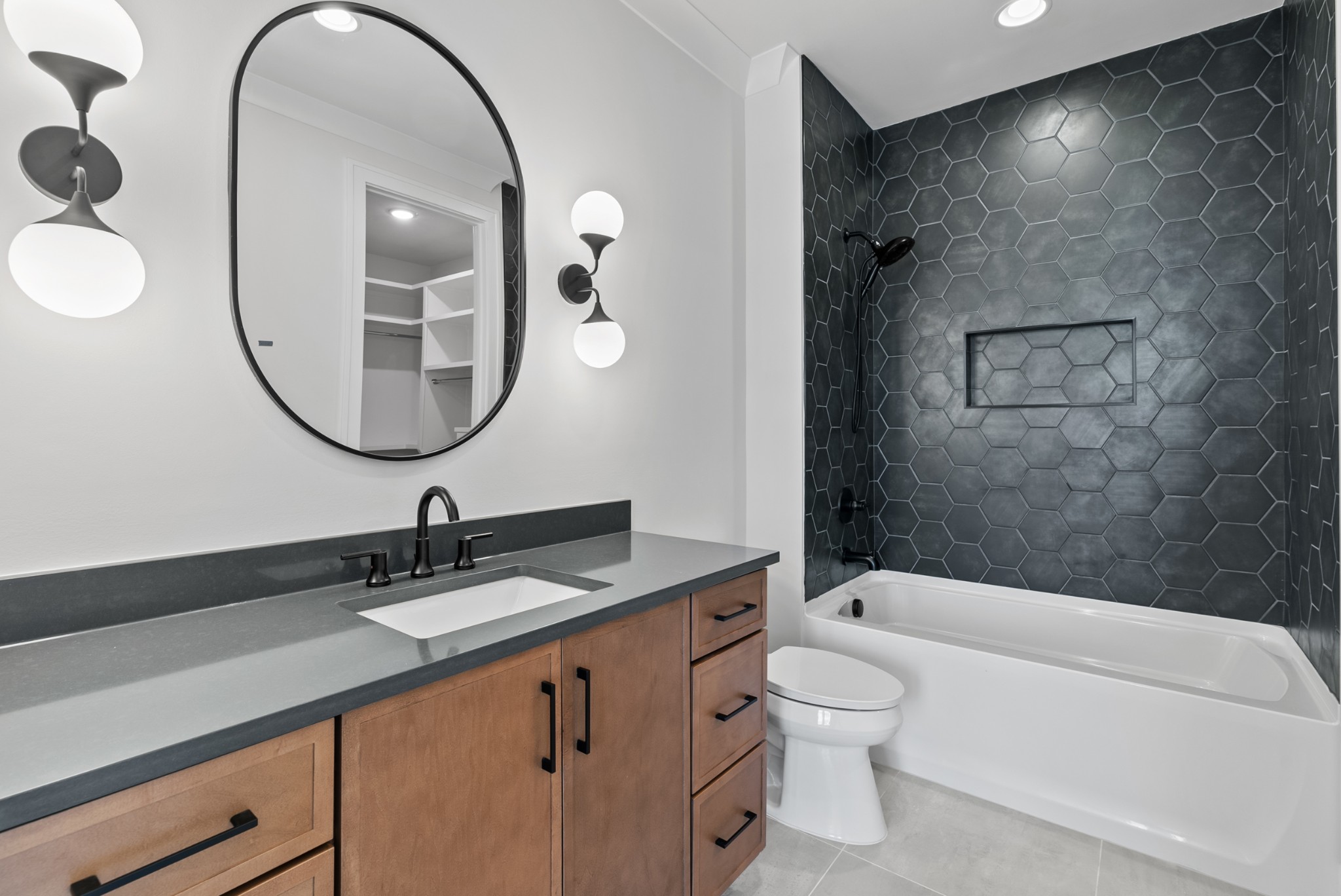 8123 Boiling Springs Pl