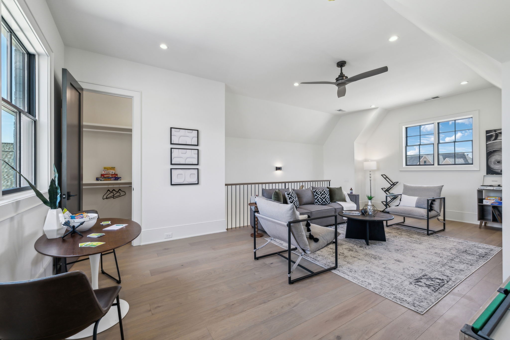 8128 Boiling Springs Pl