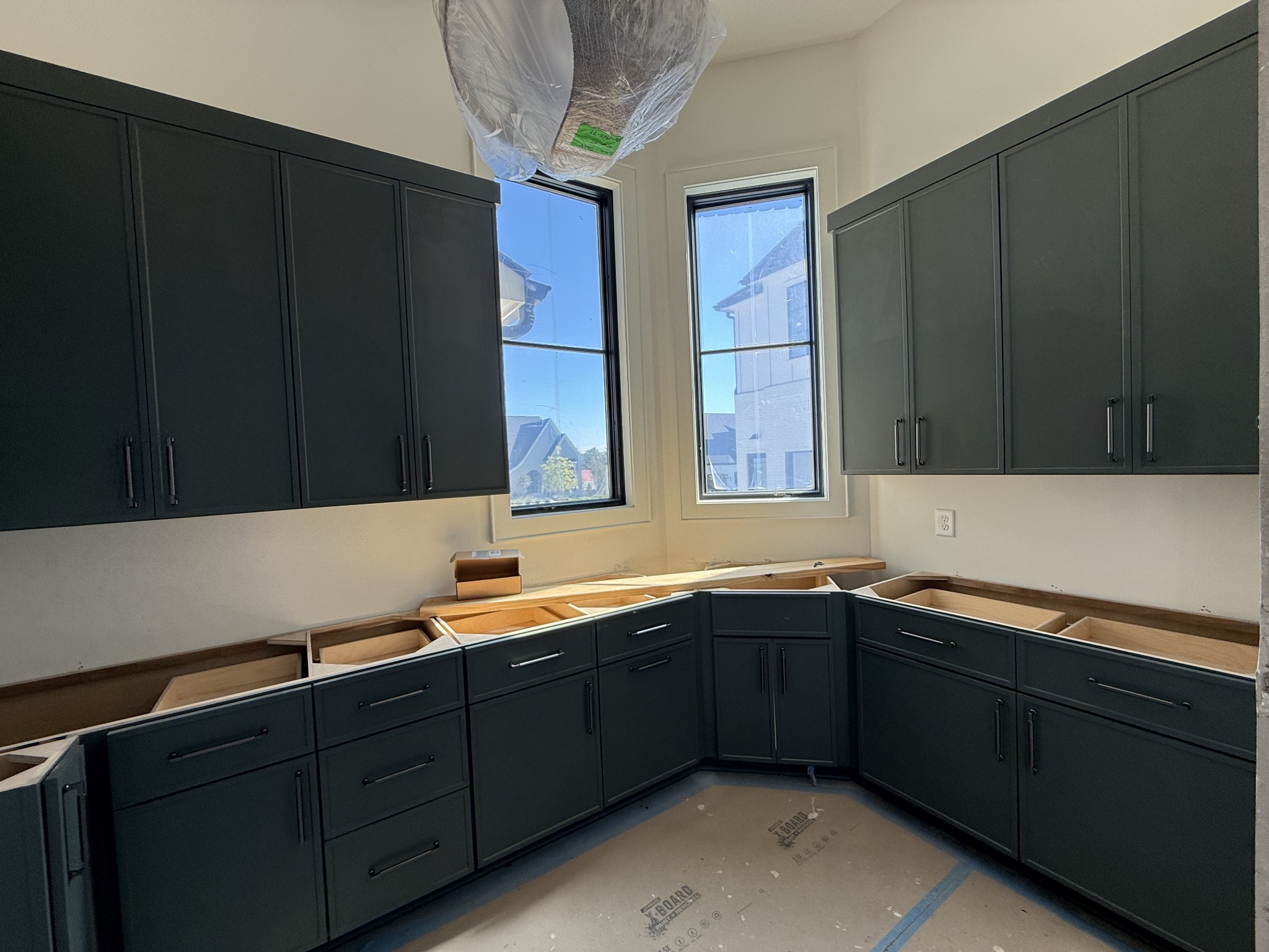 8128 Boiling Springs Pl