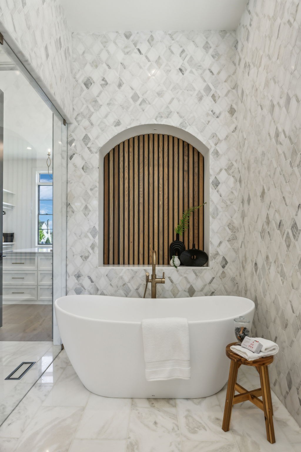 8128 Boiling Springs Pl