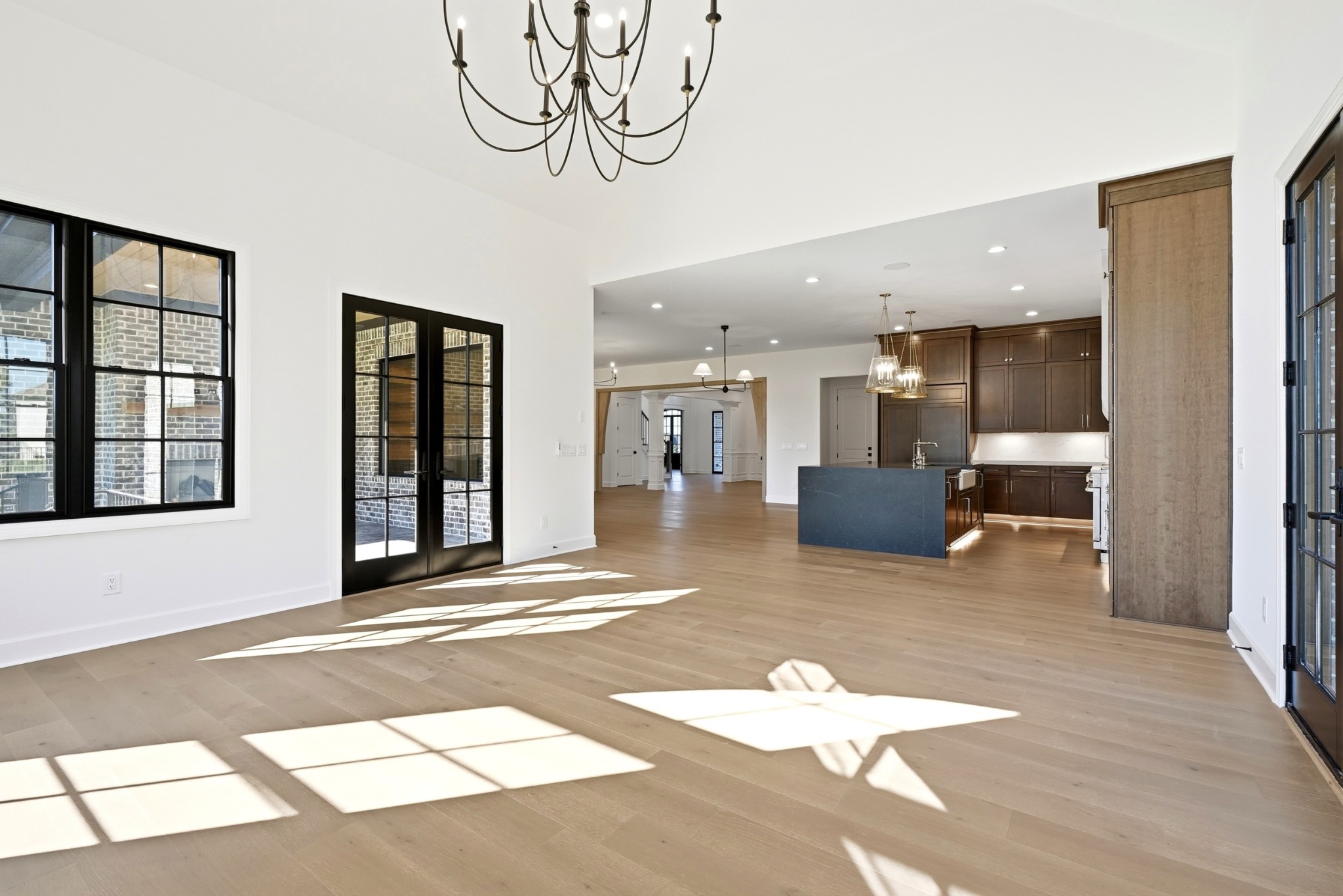 9900 Amarosa Ct