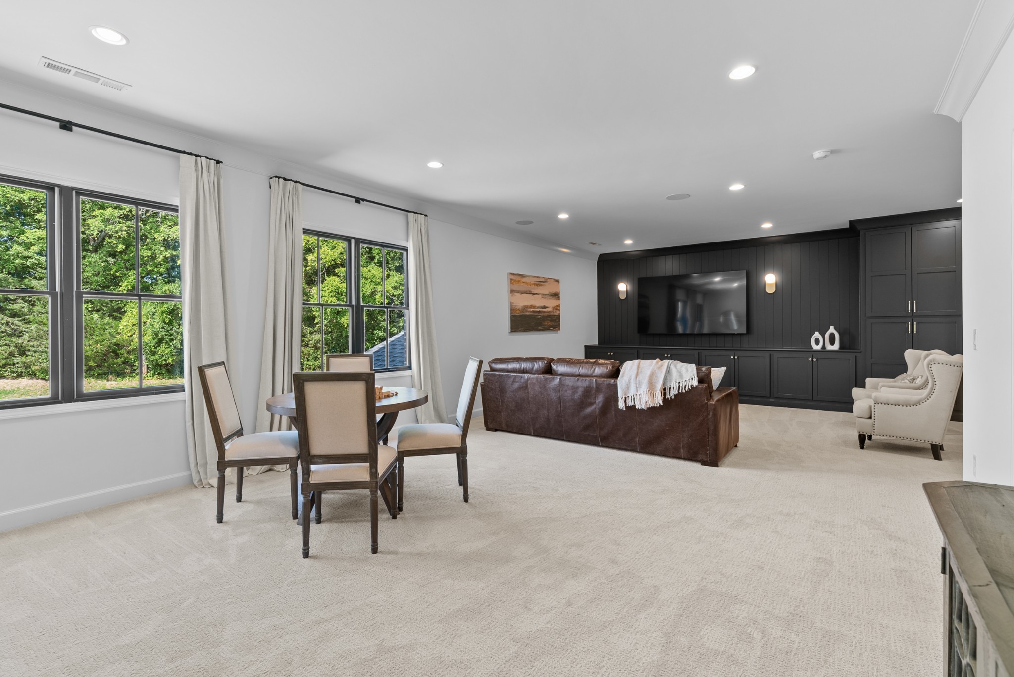 9900 Amarosa Ct