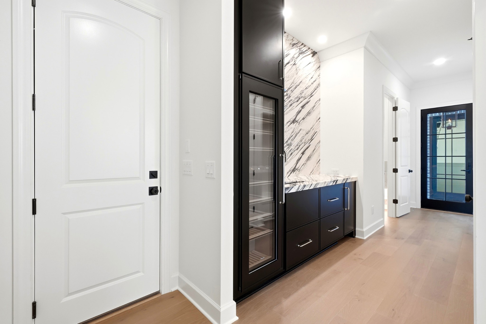 9900 Amarosa Ct