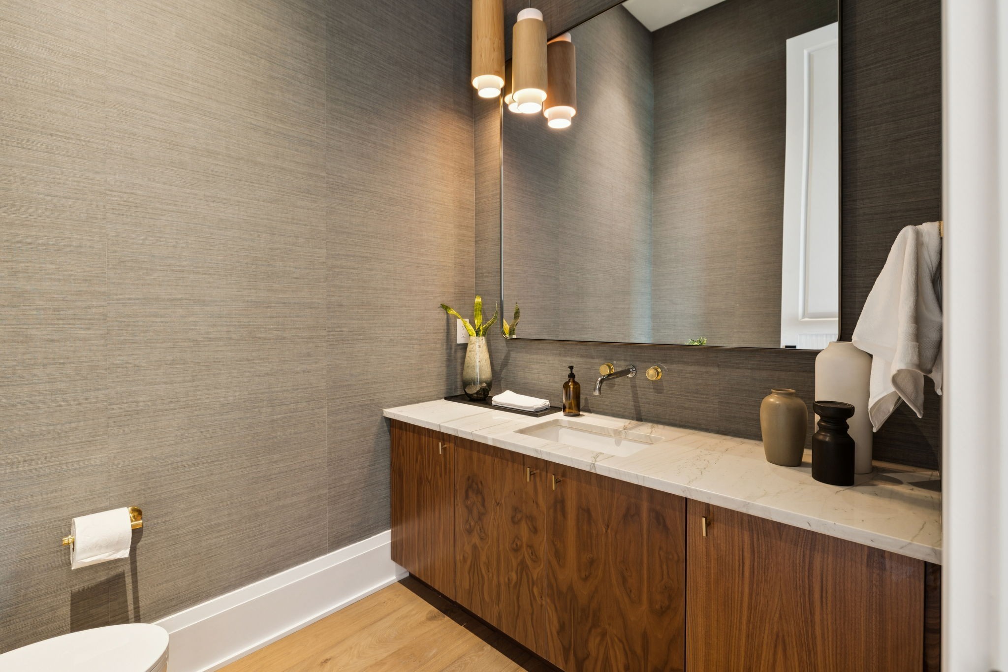 8101 Turning Point Dr