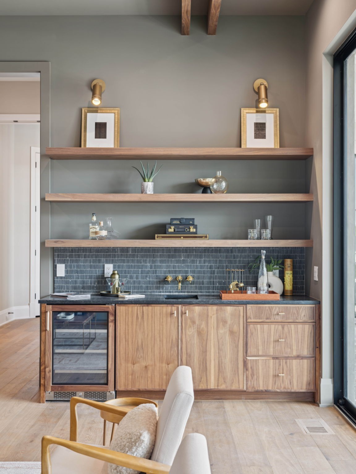 8101 Turning Point Dr