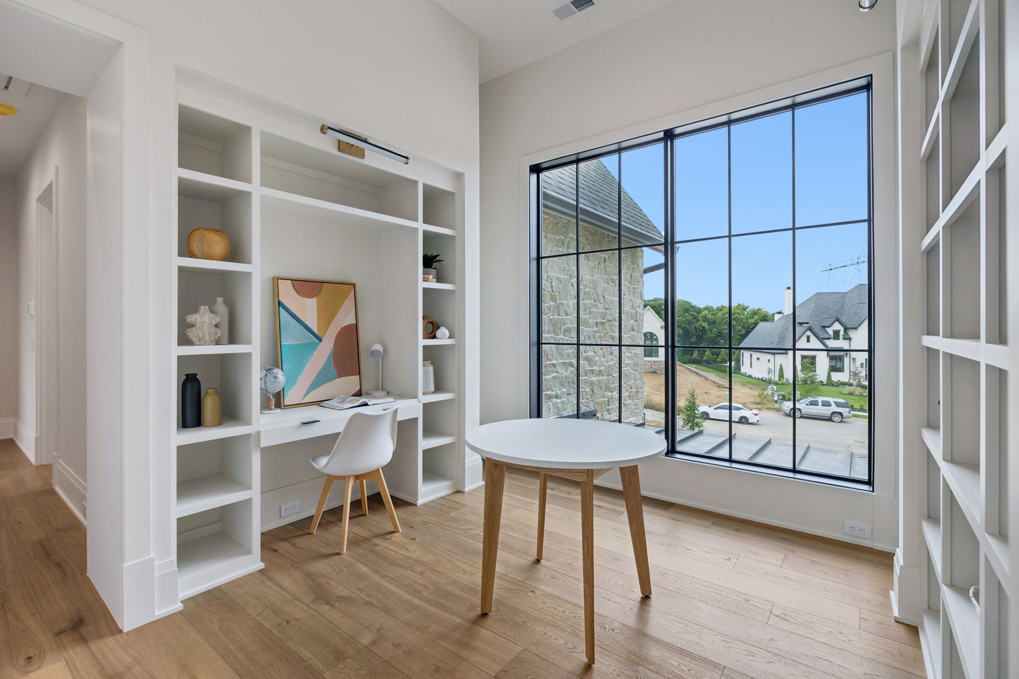 8101 Turning Point Dr