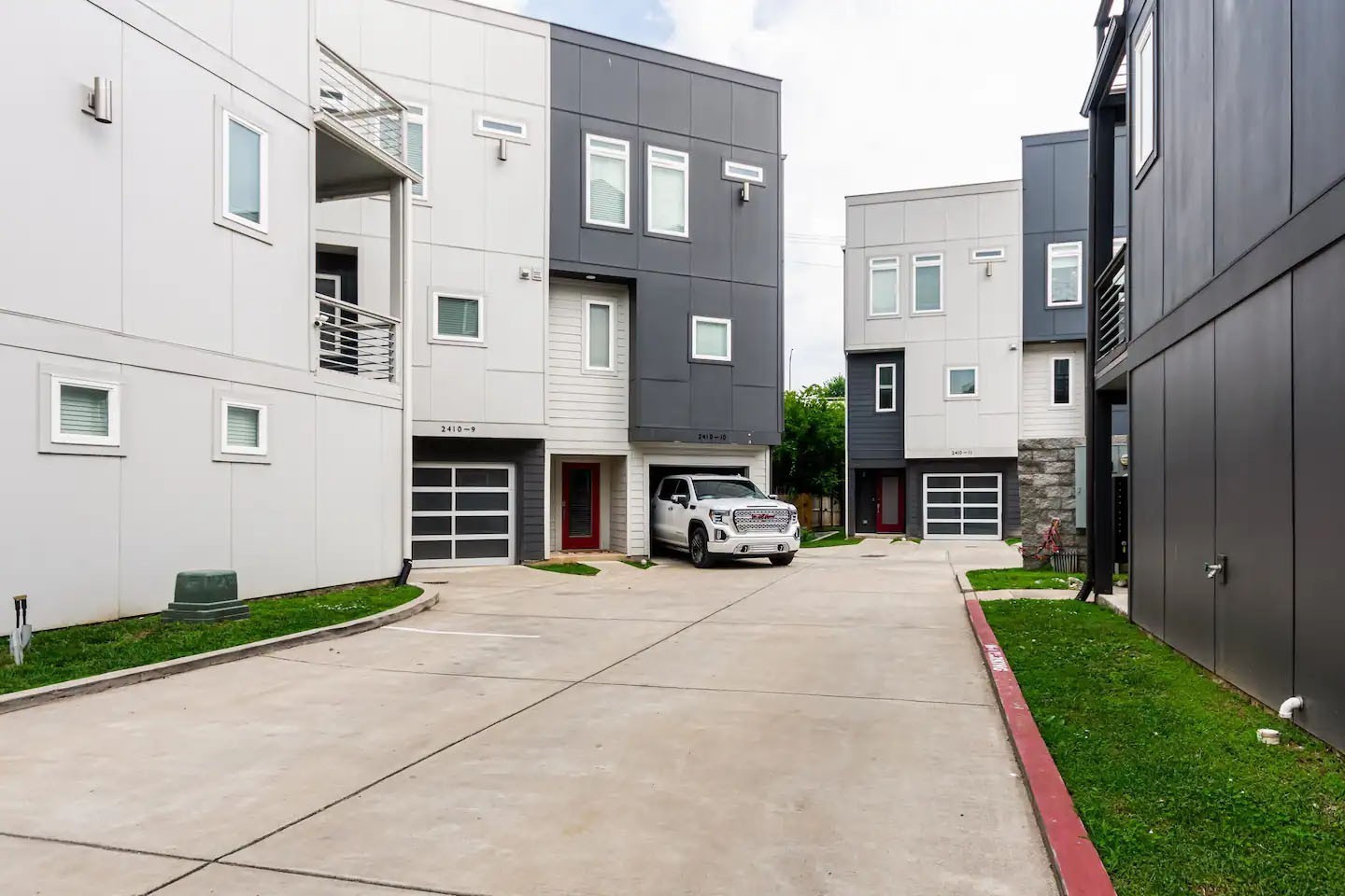 2410 Meharry Blvd Unit: 9