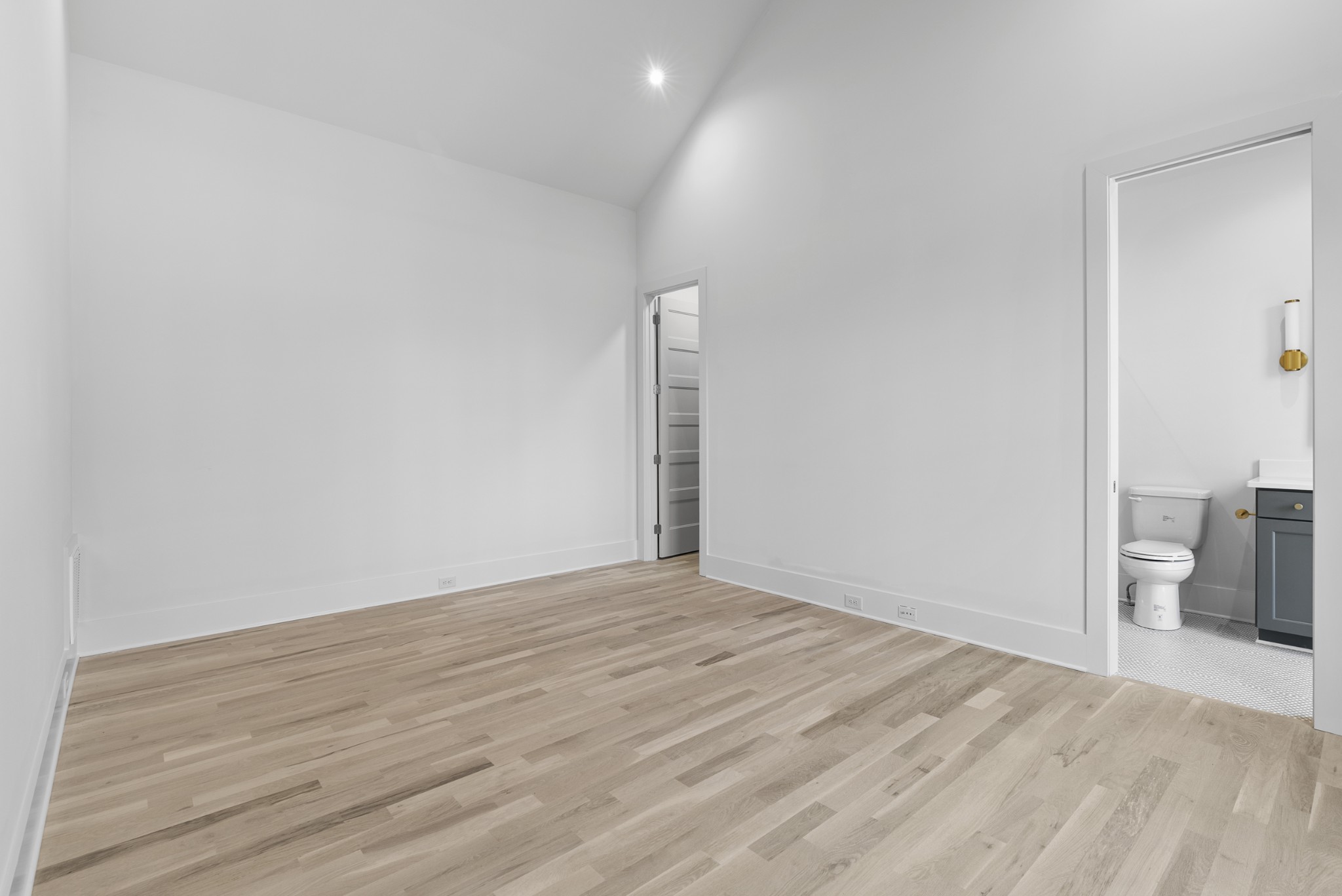 1638 Champagne Court