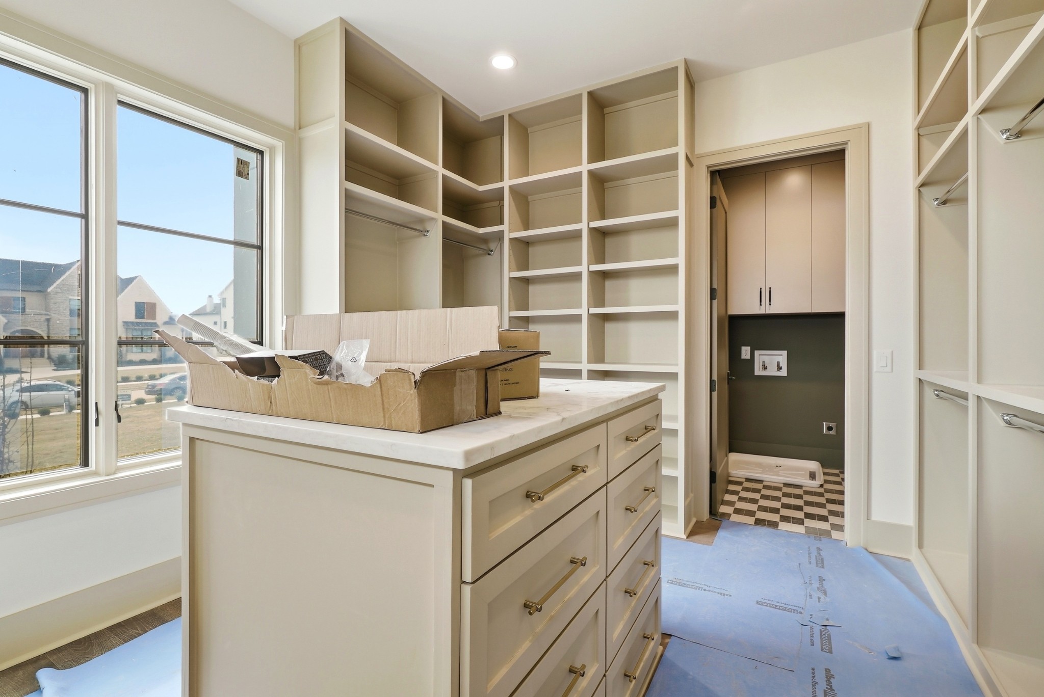 8106 Turning Point Dr