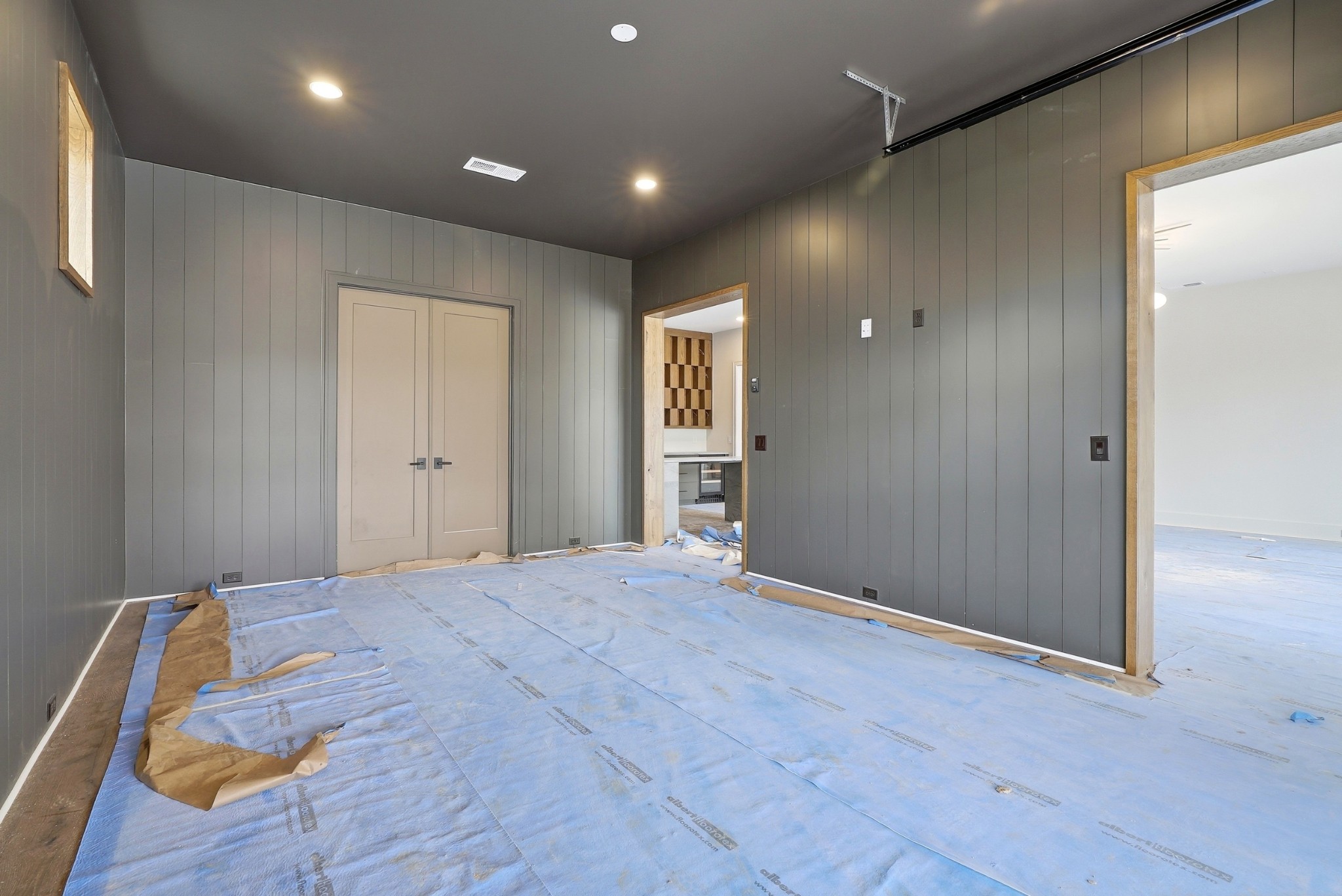 8106 Turning Point Dr