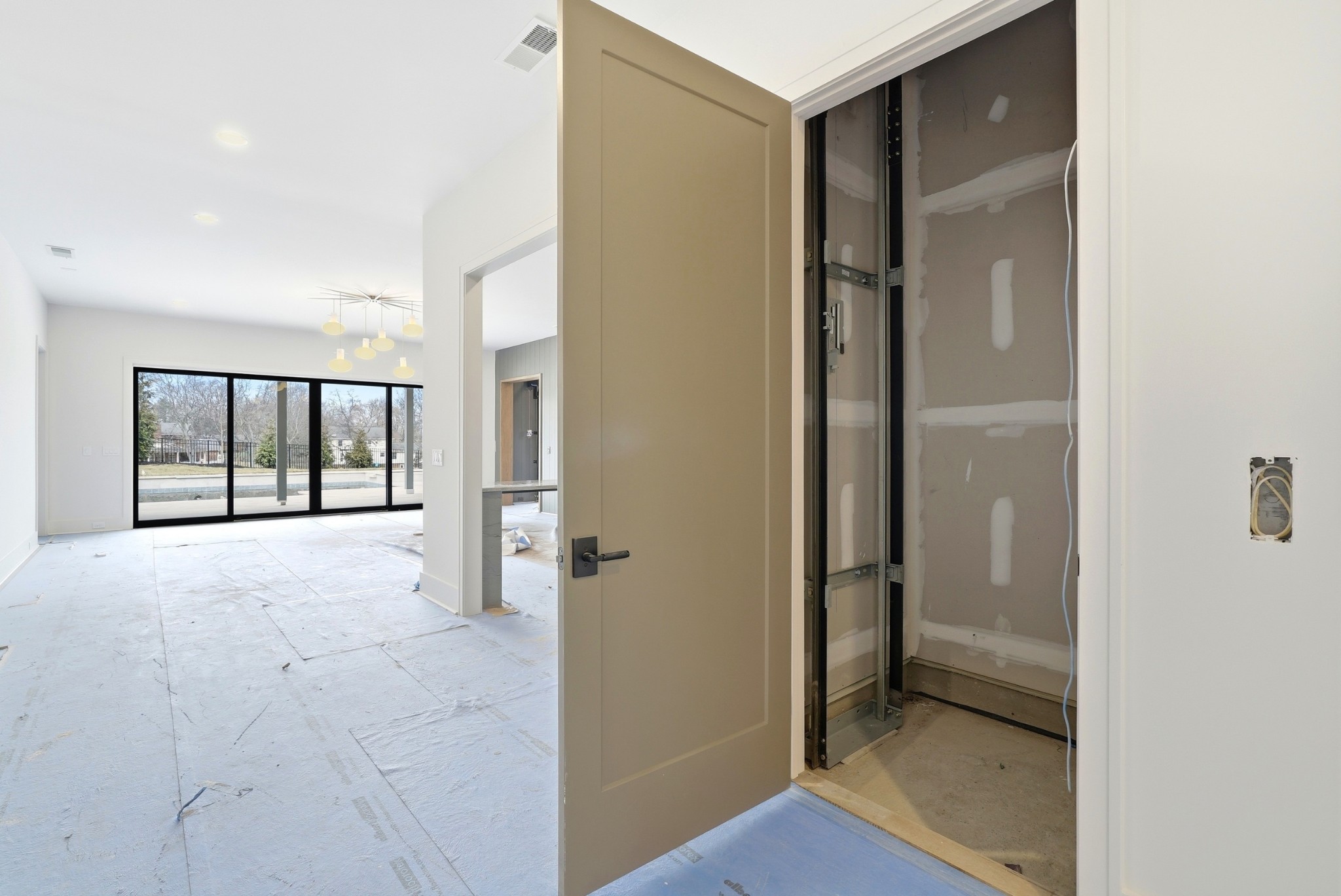 8106 Turning Point Dr