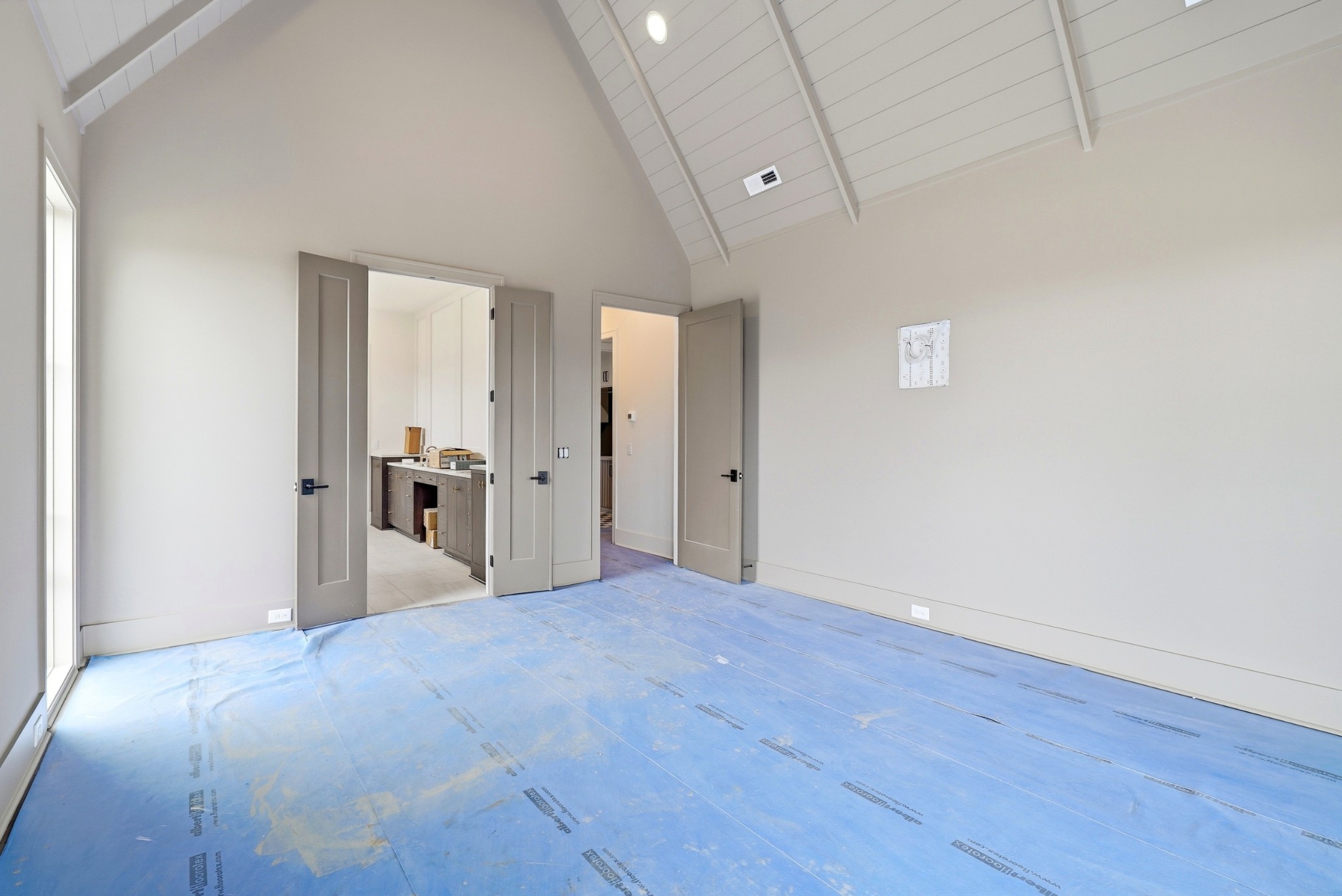 8106 Turning Point Dr