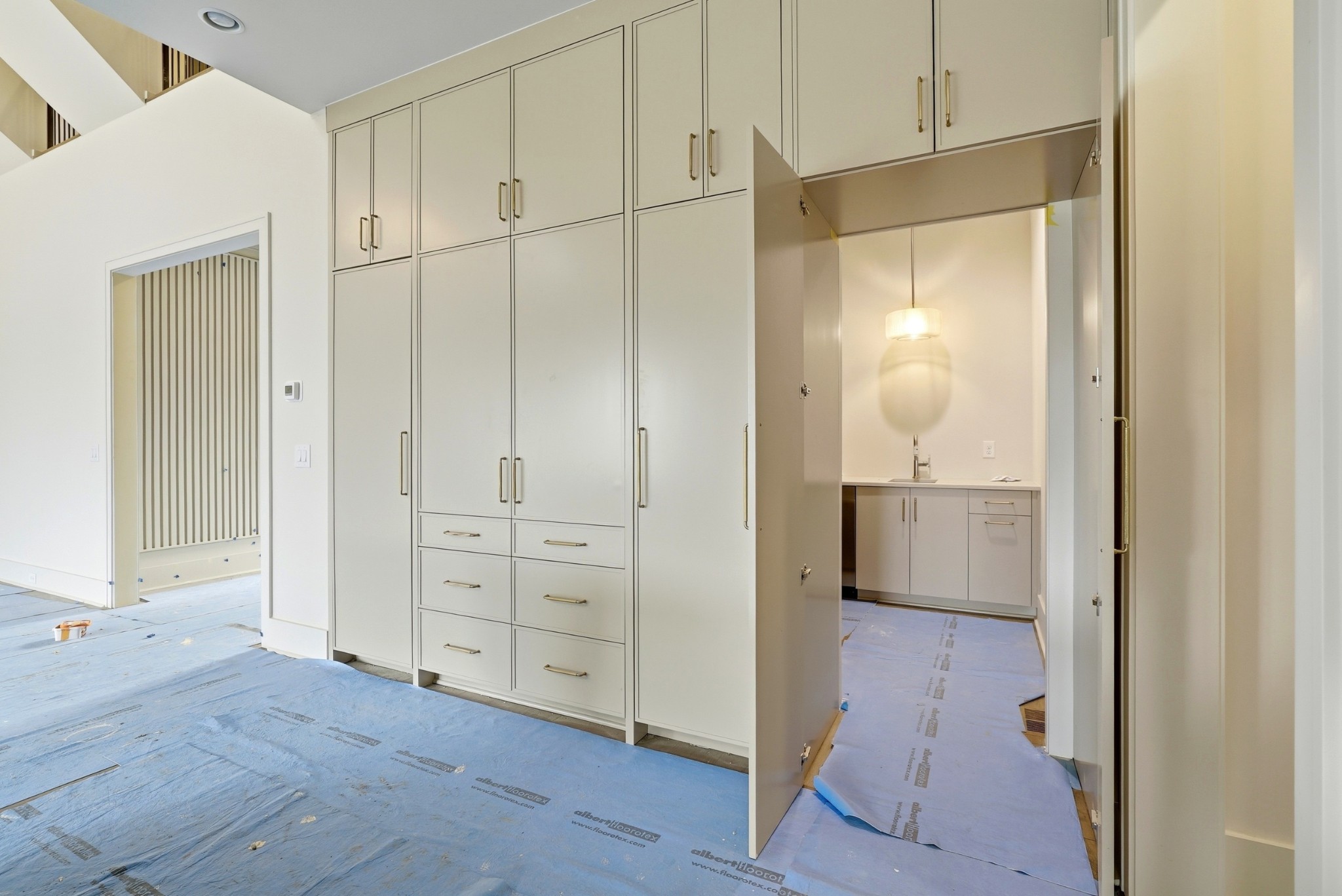 8106 Turning Point Dr