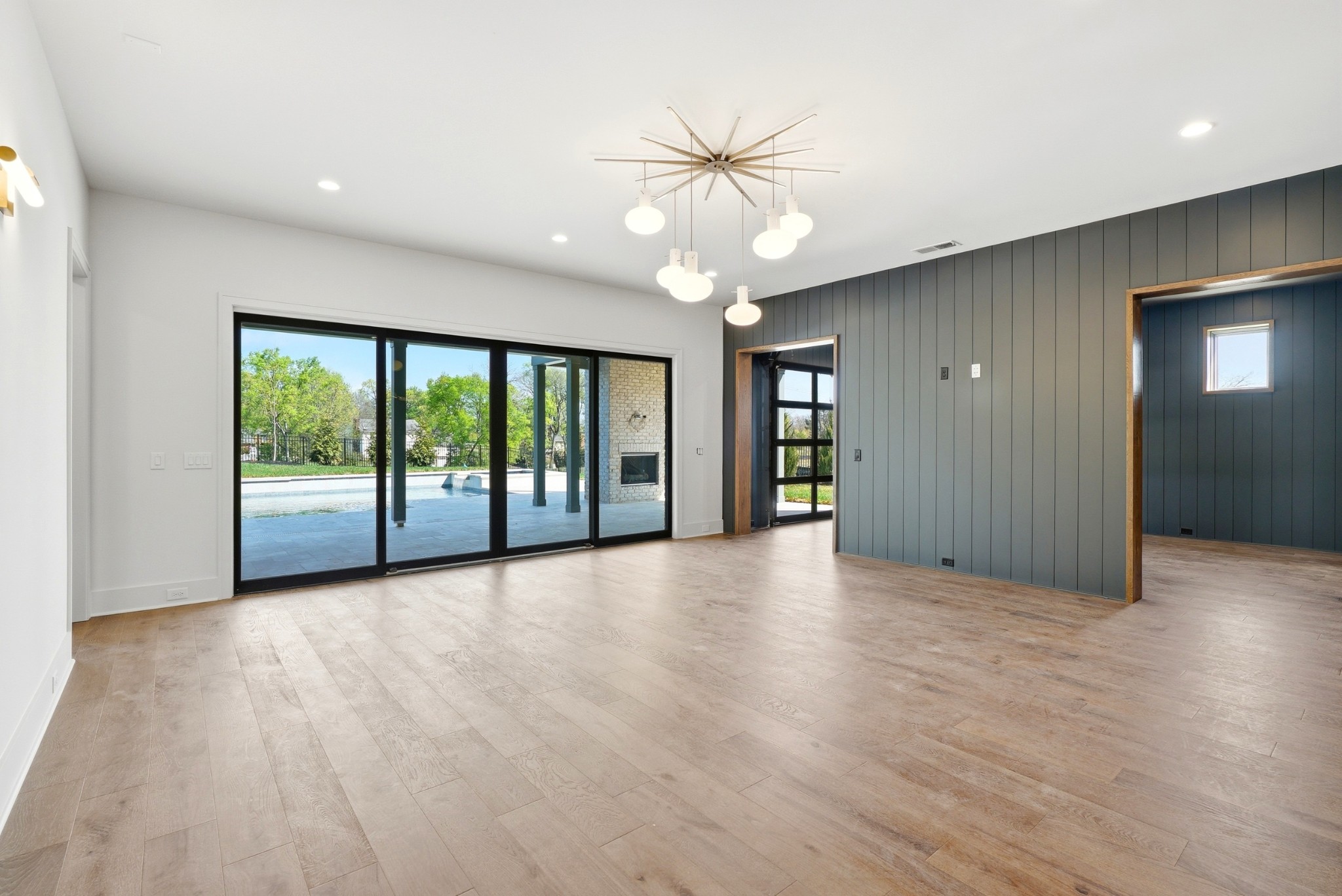 8106 Turning Point Dr