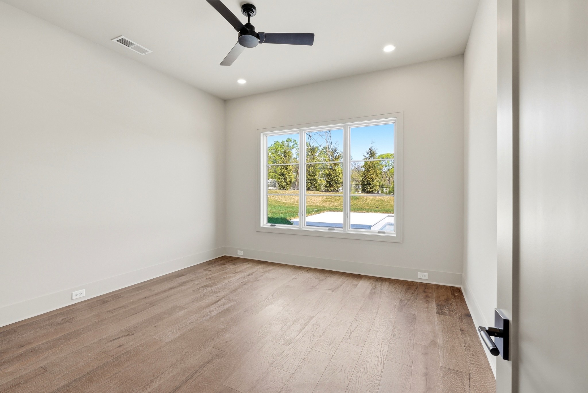 8106 Turning Point Dr